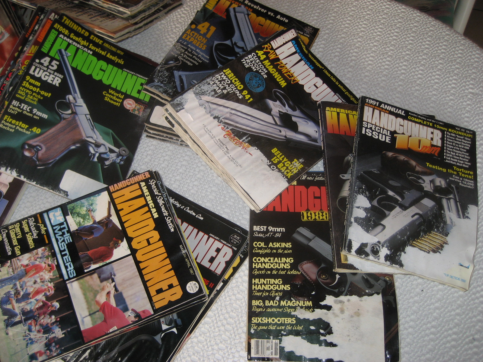 "American Handgunner" Zeitschriften u. Jahresbücher – Bild 3