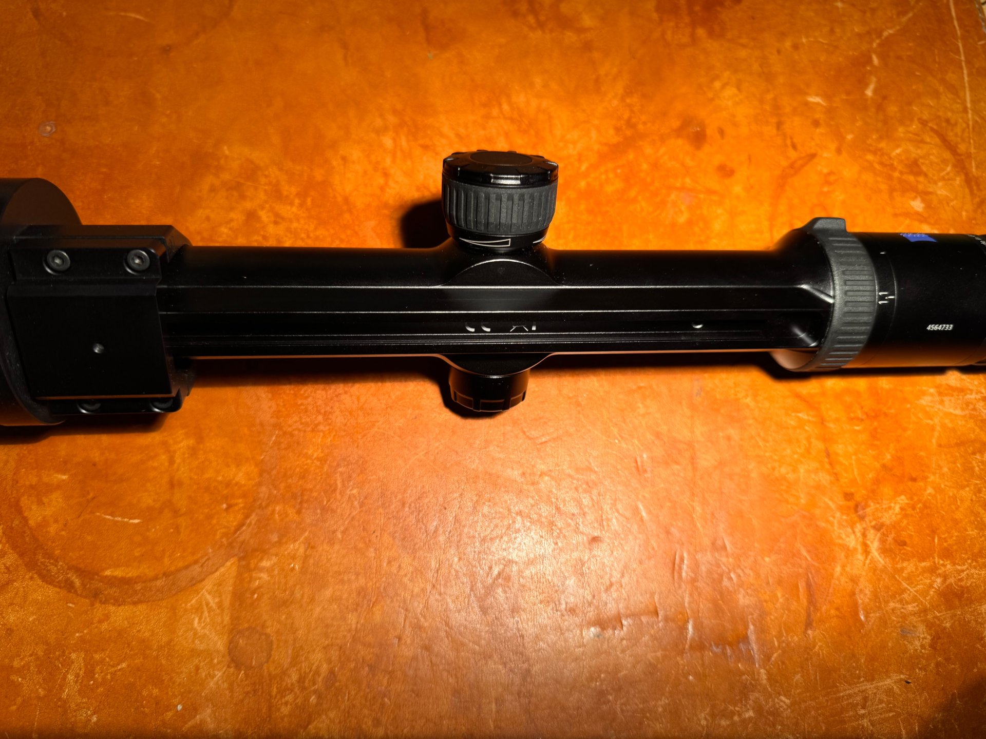 Zeiss Victory HT 1,1-4x24 mit Leuchtabsehen und Schiene, inkl. Präzise-Jagen-Adapter – Bild 7