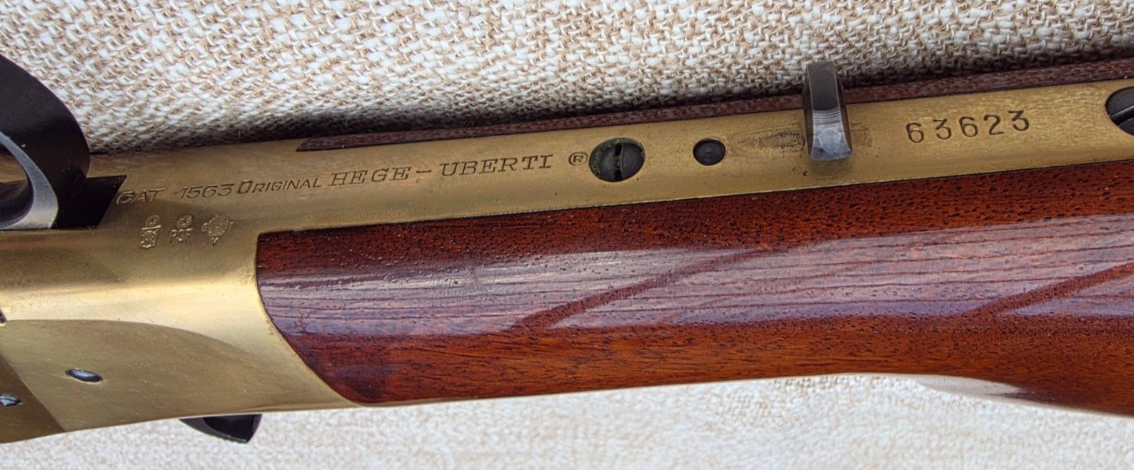 HEGE Uberti Unterhebelrepetierer Mod. 1866 Yellow Boy Carbine – Bild 2
