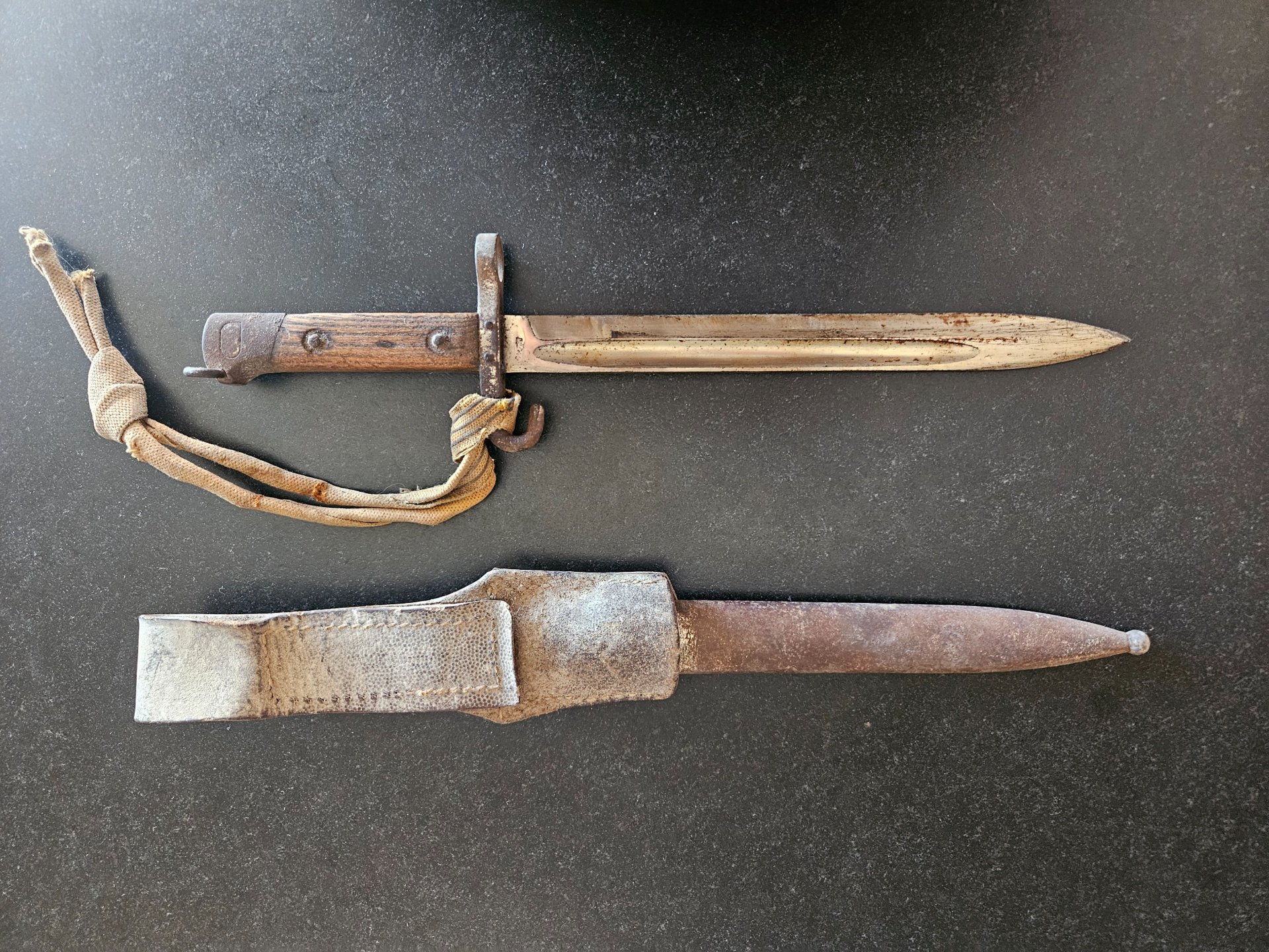 K.u.k. Messerbajonett M1895 (M.95) - F.G.G.Y. Budapest - Doppeladler - mit Scheide & Troddel – Bild 4