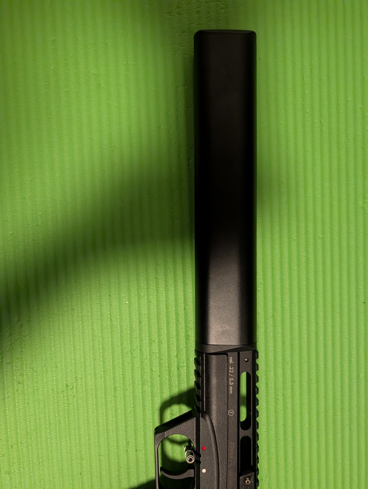 Edgun Leishy 2 5.5mm/.22 mit Zubehör – Bild 3