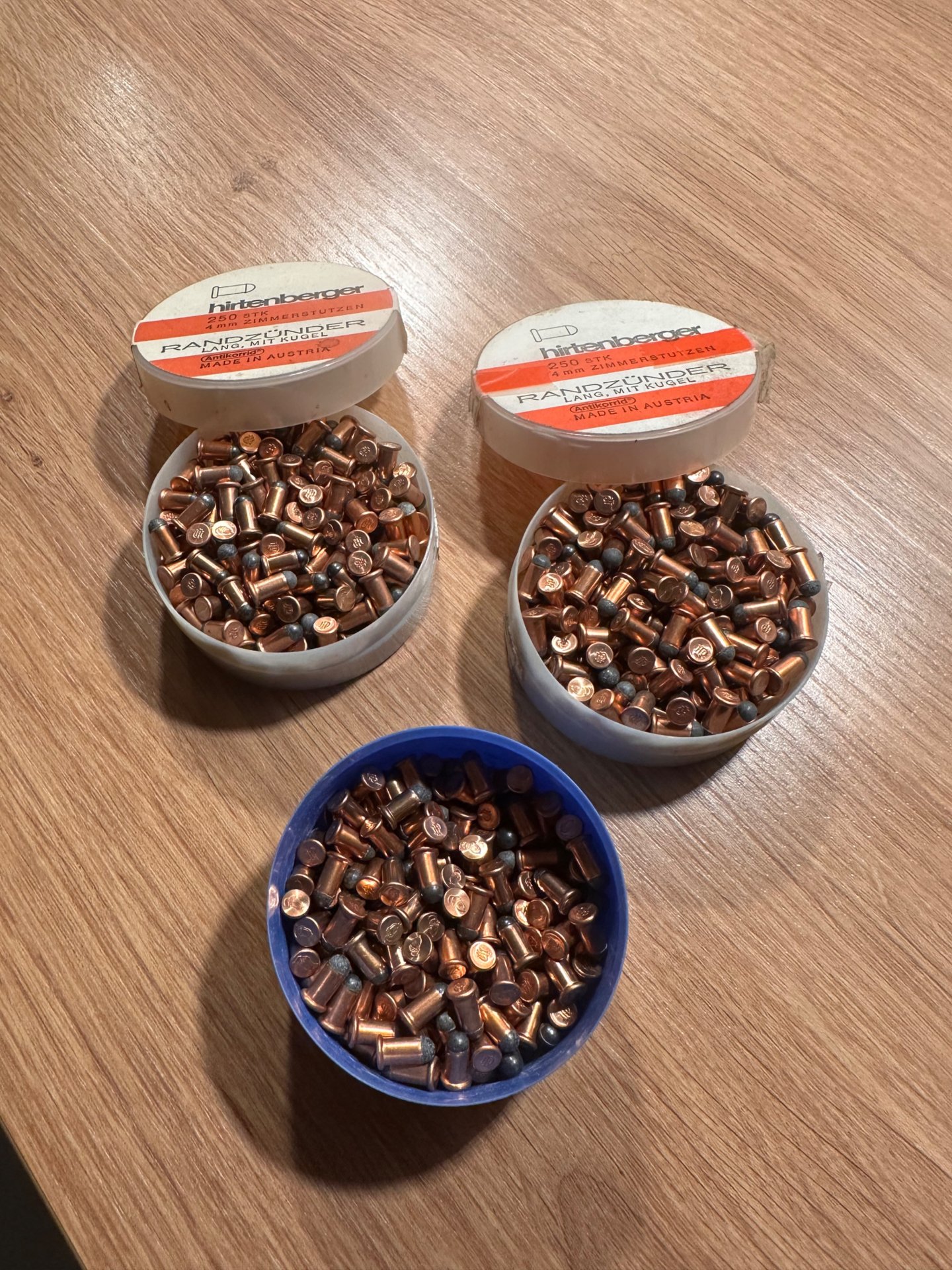 700 Stk Hirtenberger 4mm für Zimmerstutzen – Bild 1