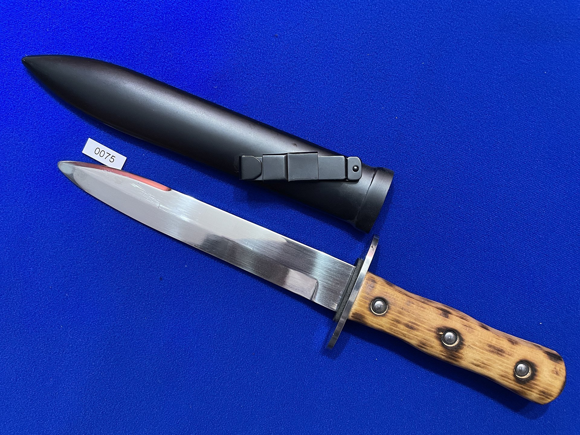 Italienisches Kampfmesser M39 – Bild 2