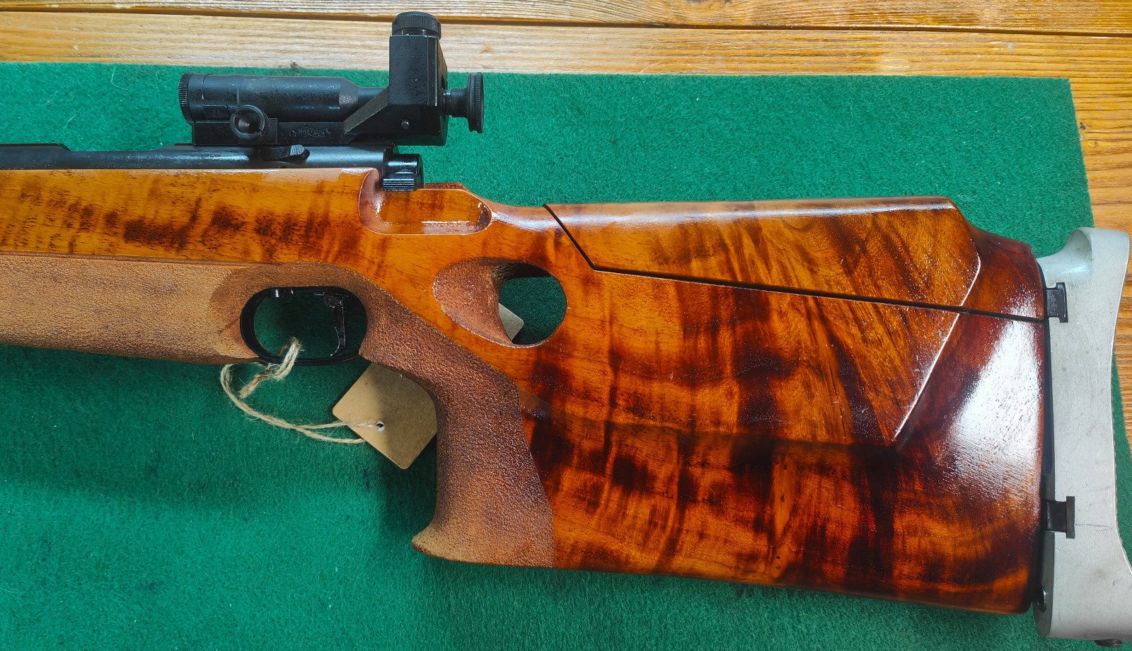 Matchgewehr Walther .22 KK Einzelladerbüchse mit Diopter und Lochschaft – Bild 2