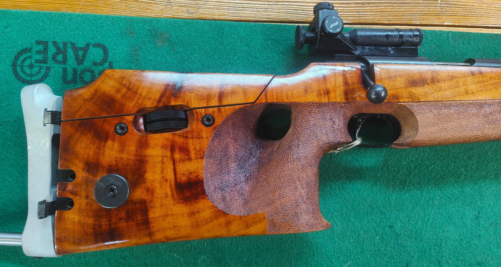 Matchgewehr Walther .22 KK Einzelladerbüchse mit Diopter und Lochschaft – Bild 1