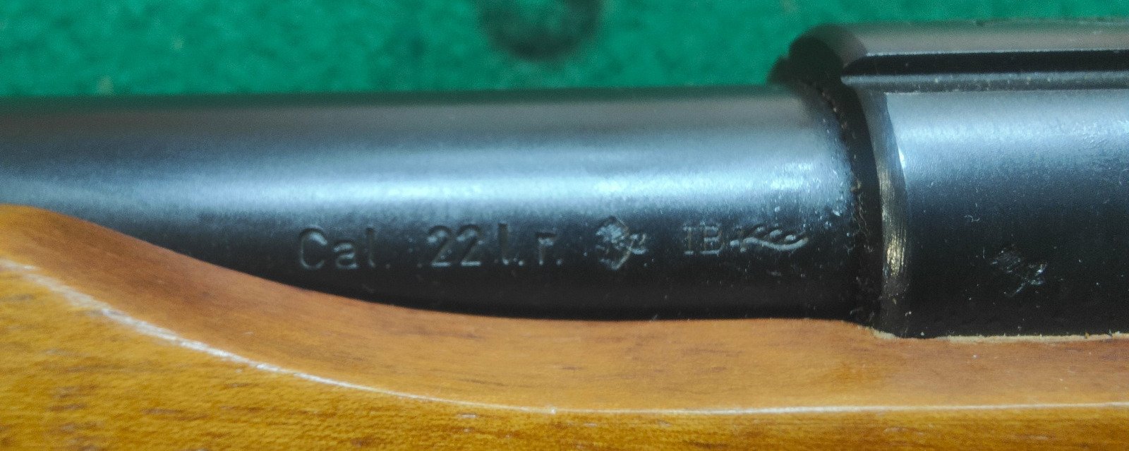Matchgewehr Walther .22 KK Einzelladerbüchse mit Diopter und Lochschaft – Bild 4