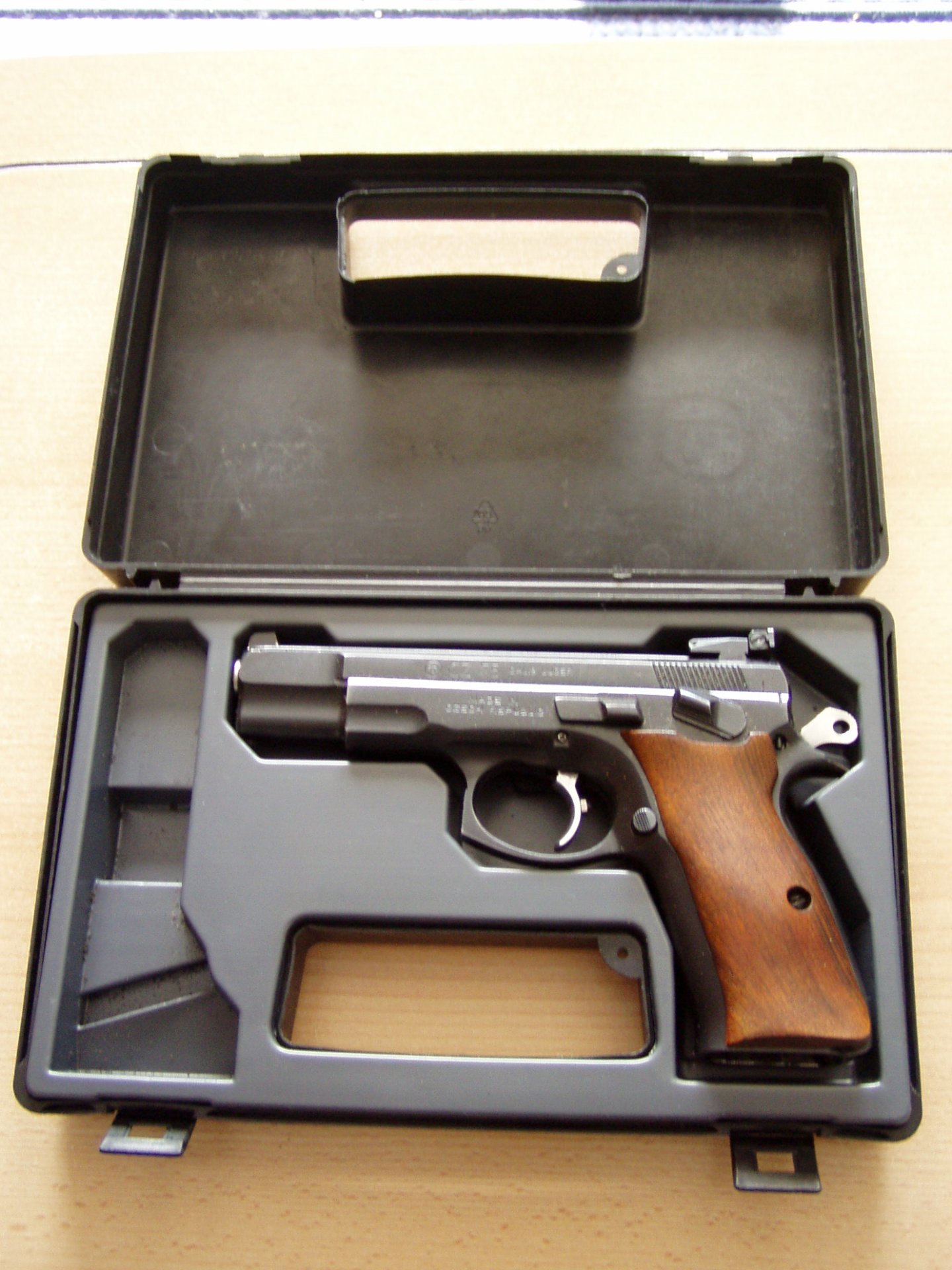 Brünner CZ 75 Kal.9mm Luger, Top Zustand – Bild 3