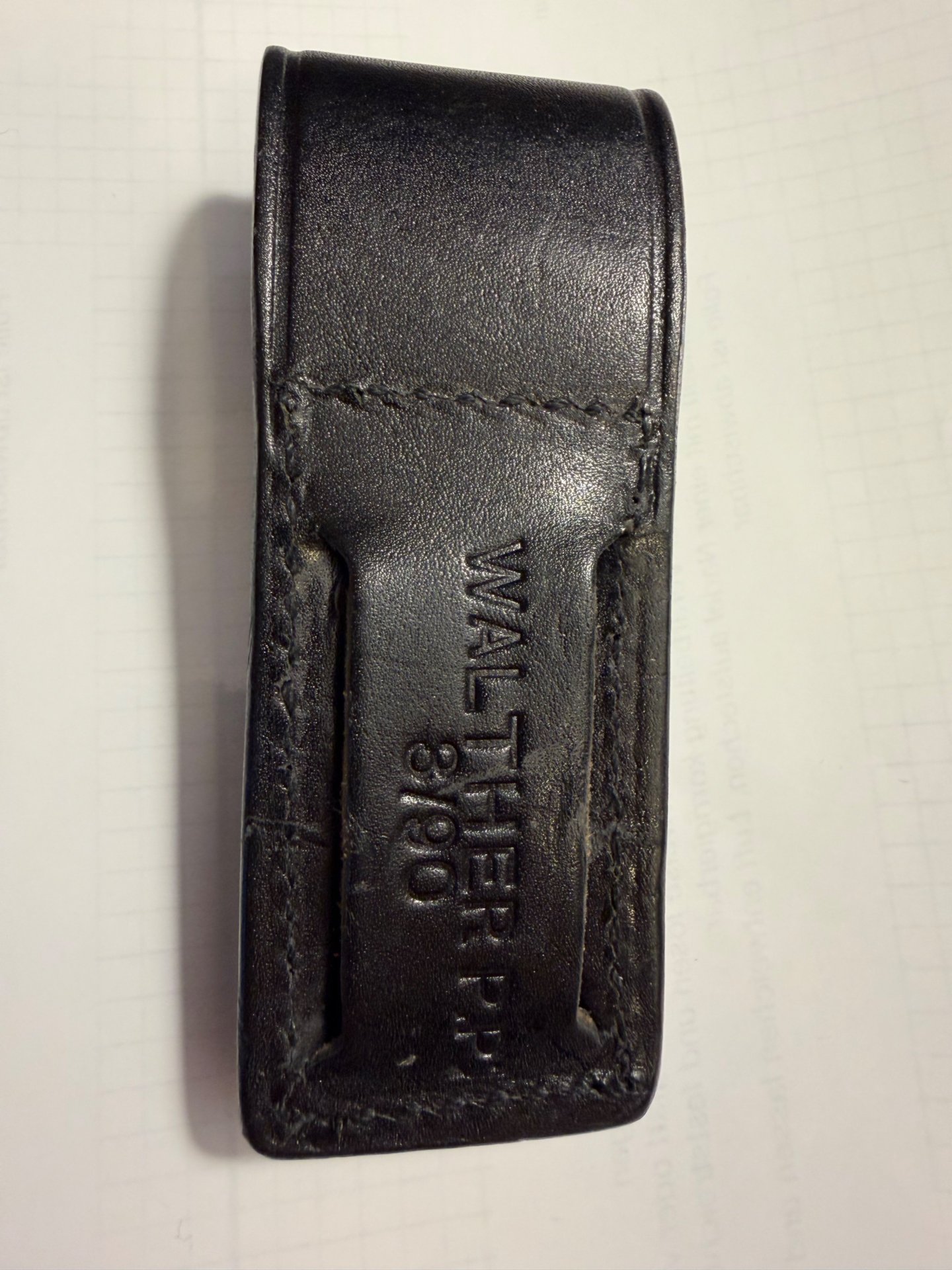 Magazintasche für Walther P.P. in schwarzem Glattleder. – Bild 2