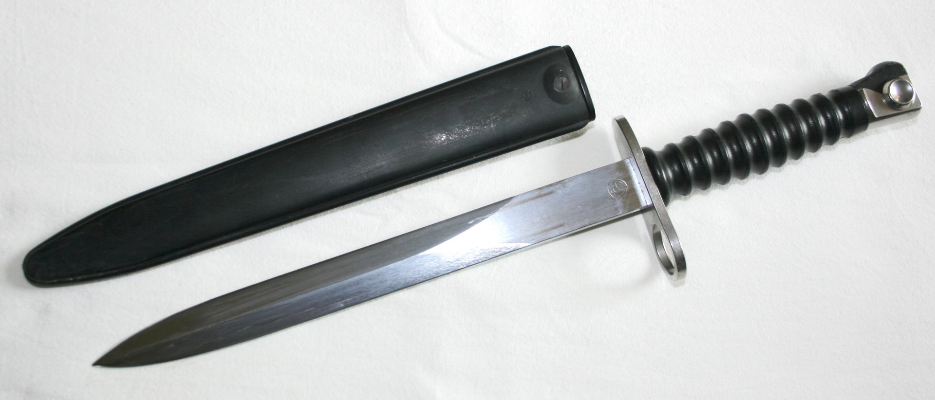 Schweiz, Bajonett Mod. 1957 für Stgw. 57 – Bild 3