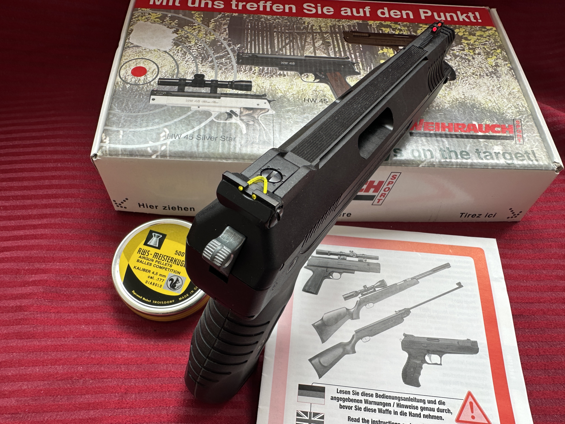 ==>Sehr präzise Weihrauch HW40 -Cal.4.5 mm vorkomprimiert NEU /OVP aus Sammlung ! – Bild 2