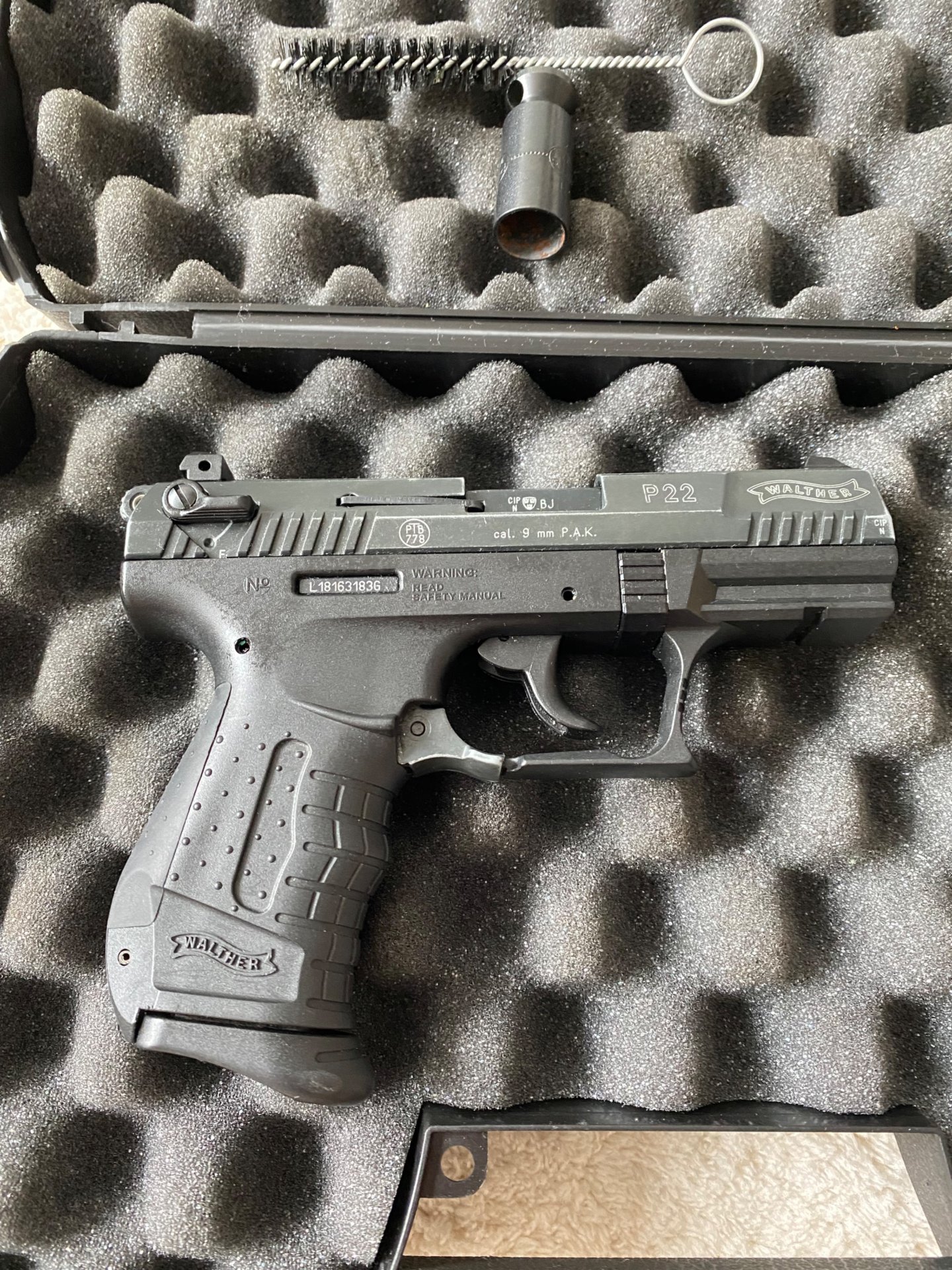 Walther P22 P.A.K 9mm Schreckschuss mit Munition und Feuerwerk – Bild 8