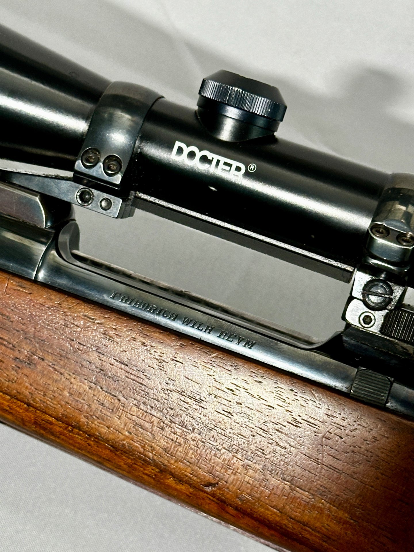 Heym SR 20 N – Kal. 7x64 – inkl. Docter Vario-ZF 3-12x56 (mit Suhler Einhakmontage) – Bild 2