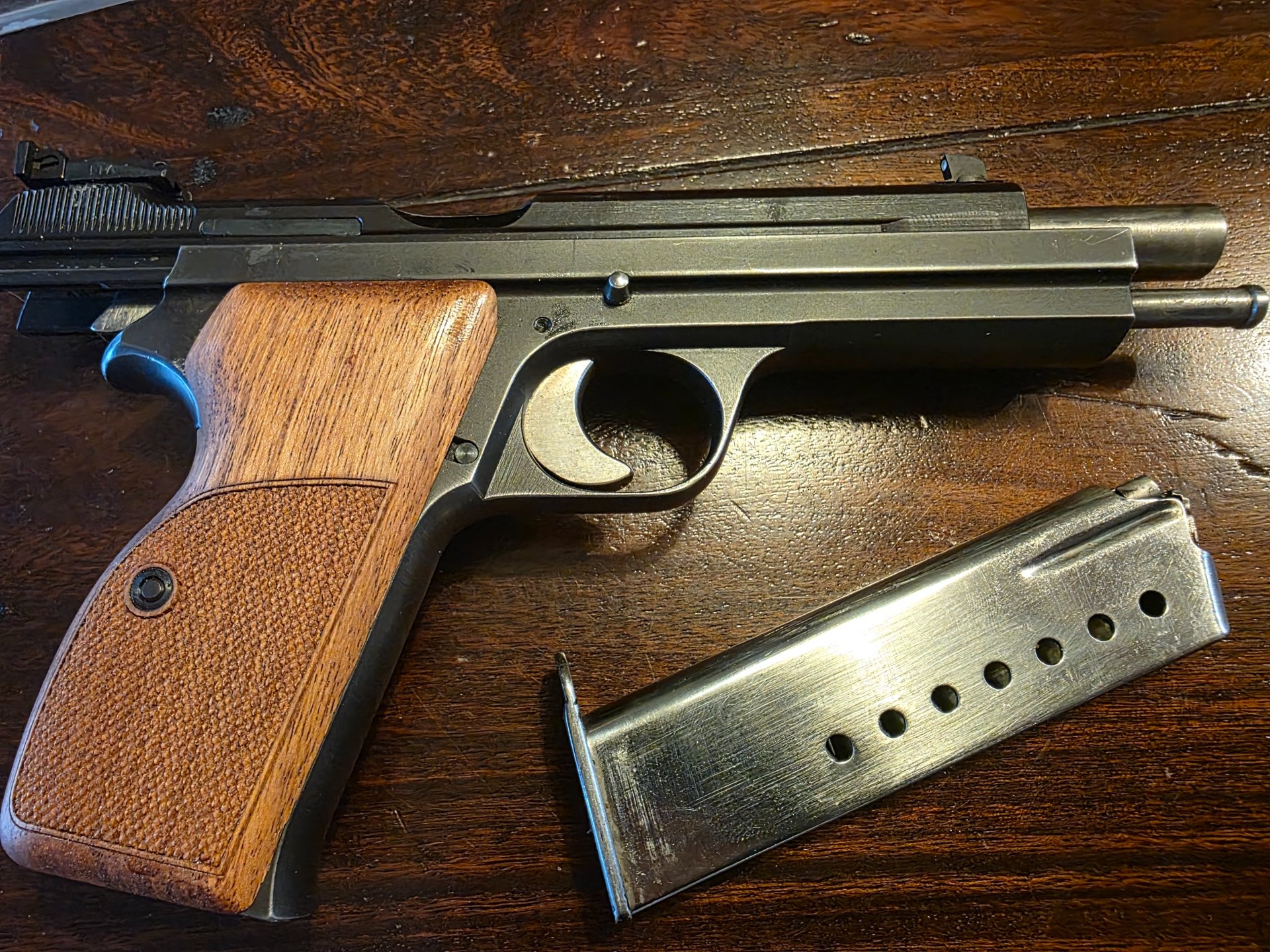 SIG 2104-4 vom BGS als Sportpistole – Bild 9