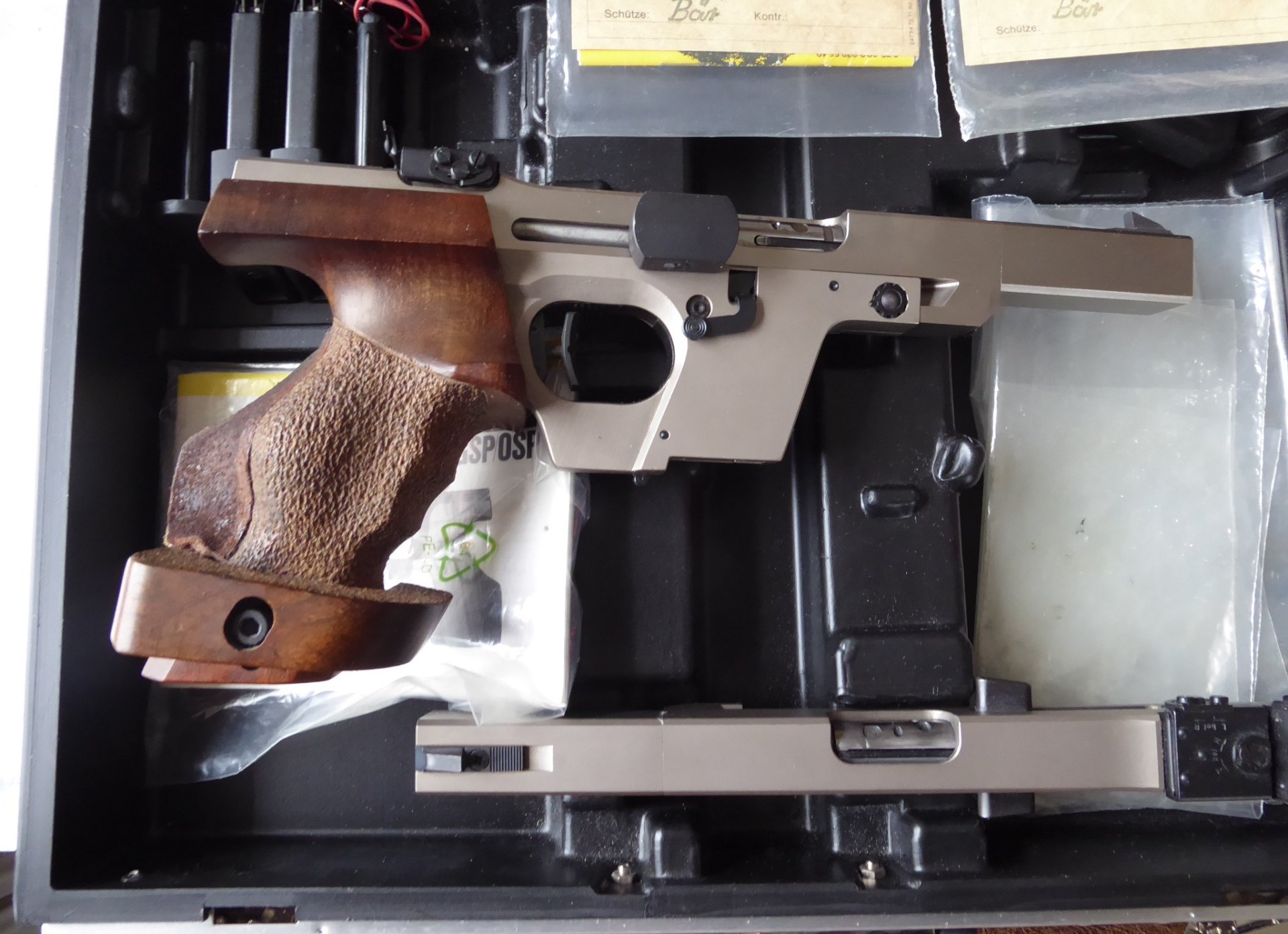 Walther GSP Kaliber .32 S&W WC mit Wechselsystem .22 lr. im original Koffer – Bild 2