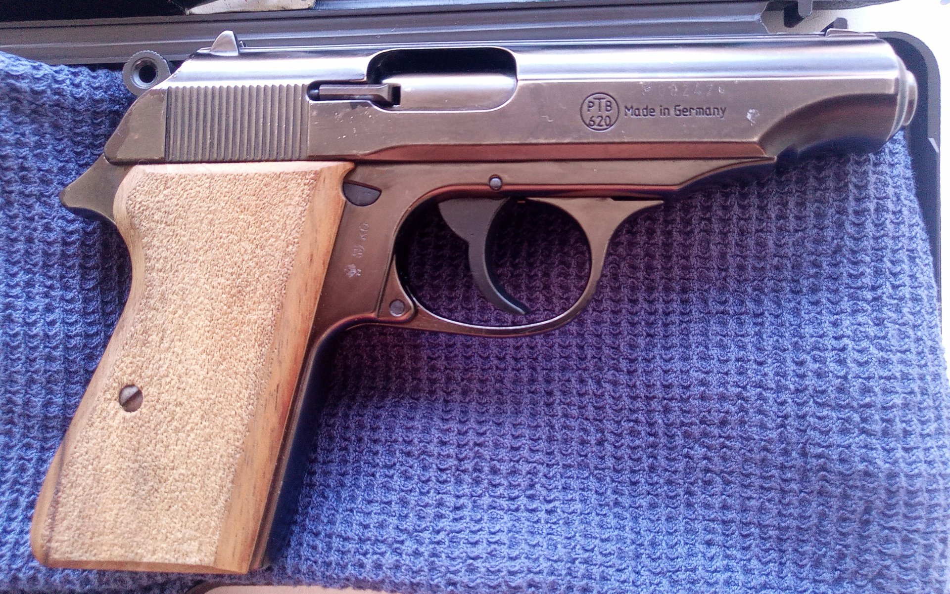 Walther PP PTB 620 Titanisiert (Beschuss KG / 1994) – Top Sammlerzustand im blauen Koffer + Becher – Bild 4