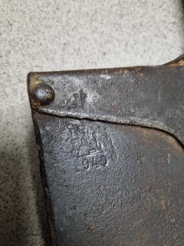 Original Wehrmacht kurzer Pionierspaten mit Ledertragetasche – Bild 4