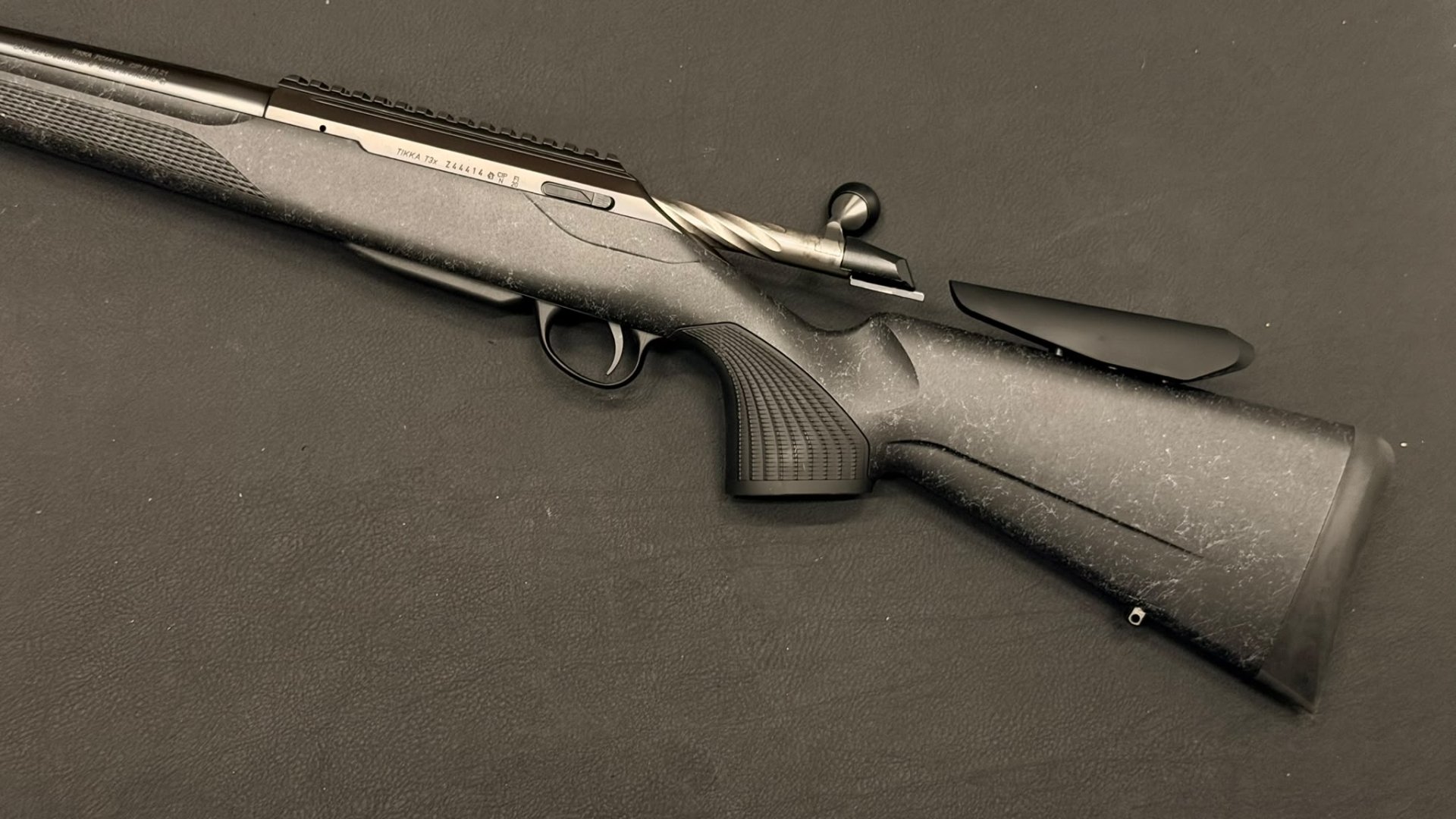 Tikka T3x Roughtech | 6.5 Creedmoor | Repetierbüchse | 61cmLL | ATZL | Gewinde 5/8"x24 – Bild 6