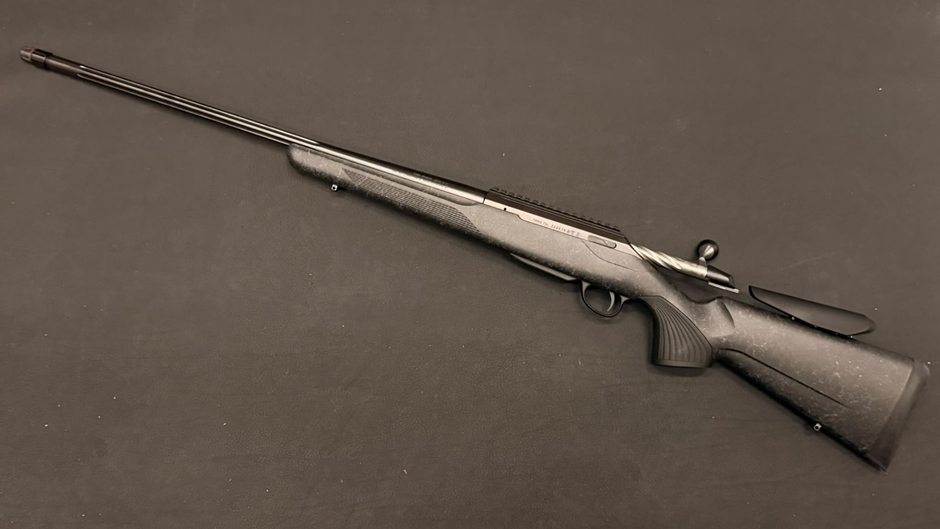 Tikka T3x Roughtech | 6.5 Creedmoor | Repetierbüchse | 61cmLL | ATZL | Gewinde 5/8"x24 – Bild 2