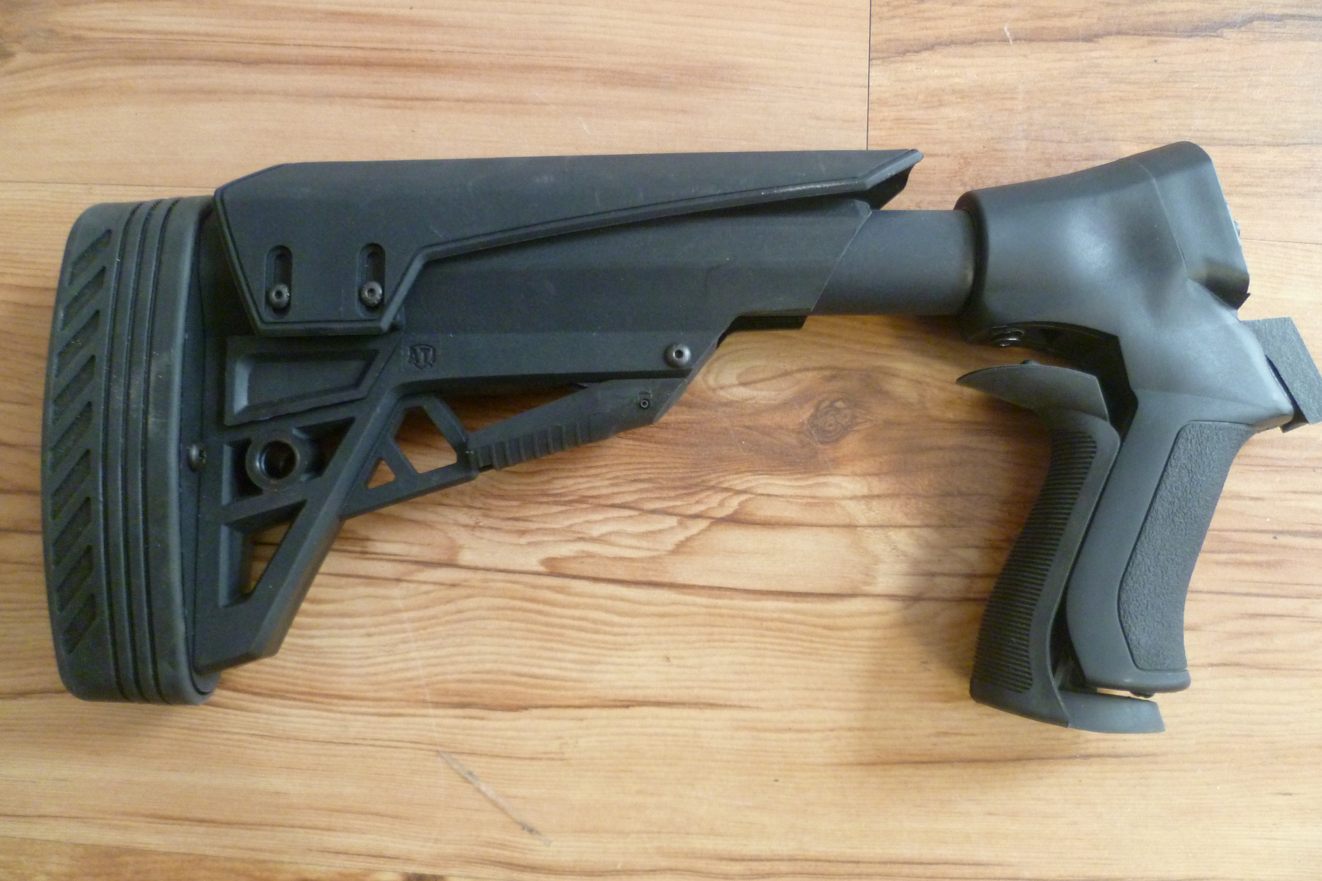 Konvolut Schubschaft, Hinterschaft, Magpul, ATI – Bild 4