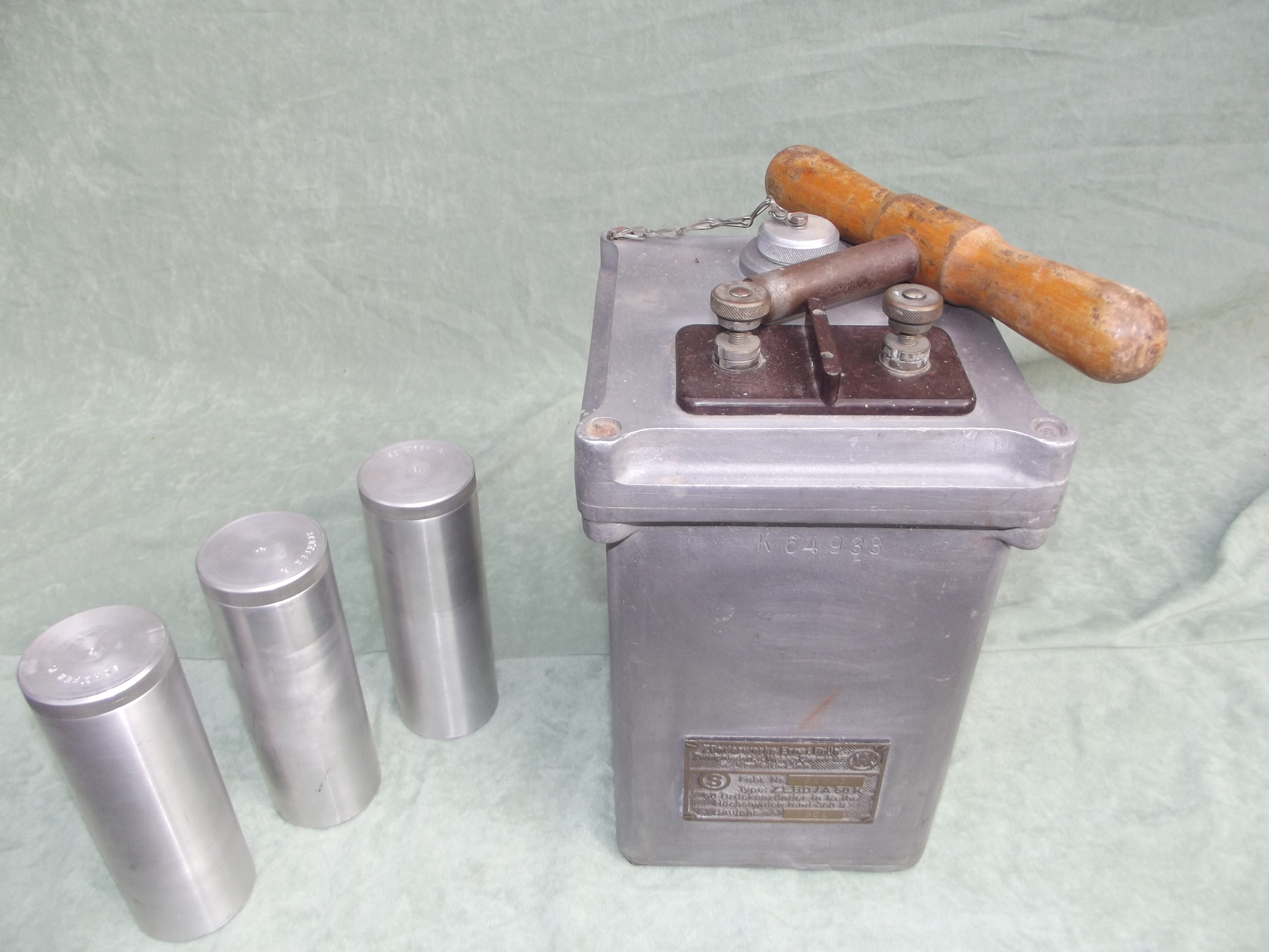 ''ZÜNDMASCHINE'' – Bild 6