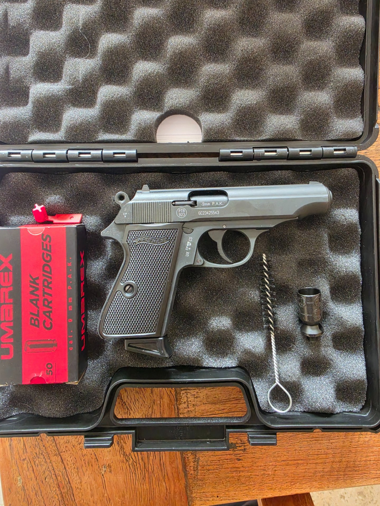 Walther PP, 9mm Knall P.A.K. – Bild 2