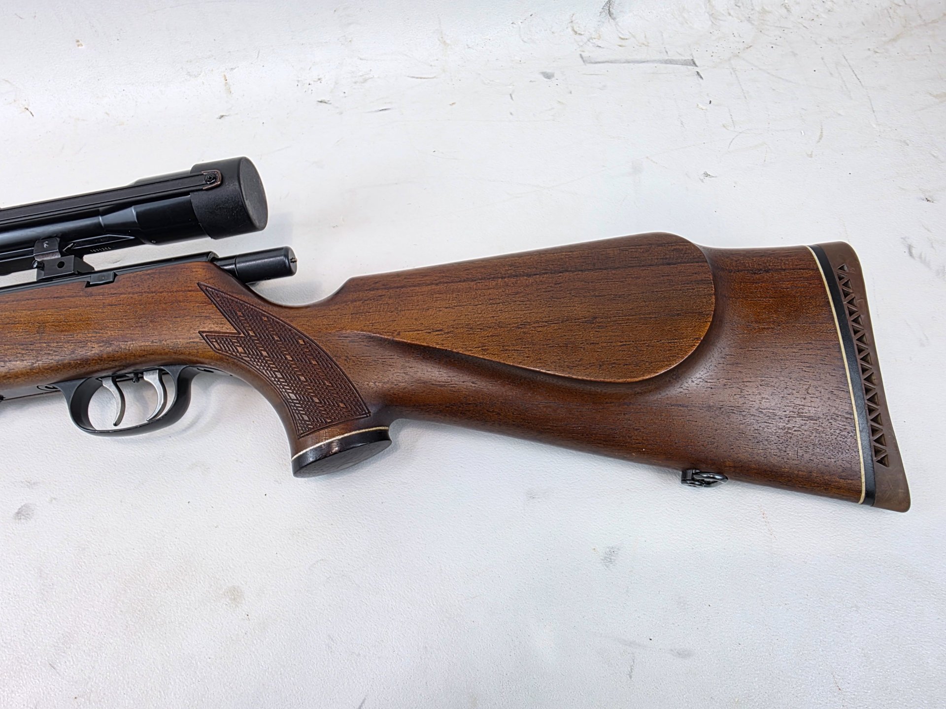 Repetierbüchse Krico .22lr inkl. Zeiss Diatal-Z 6x42 T* – Bild 2