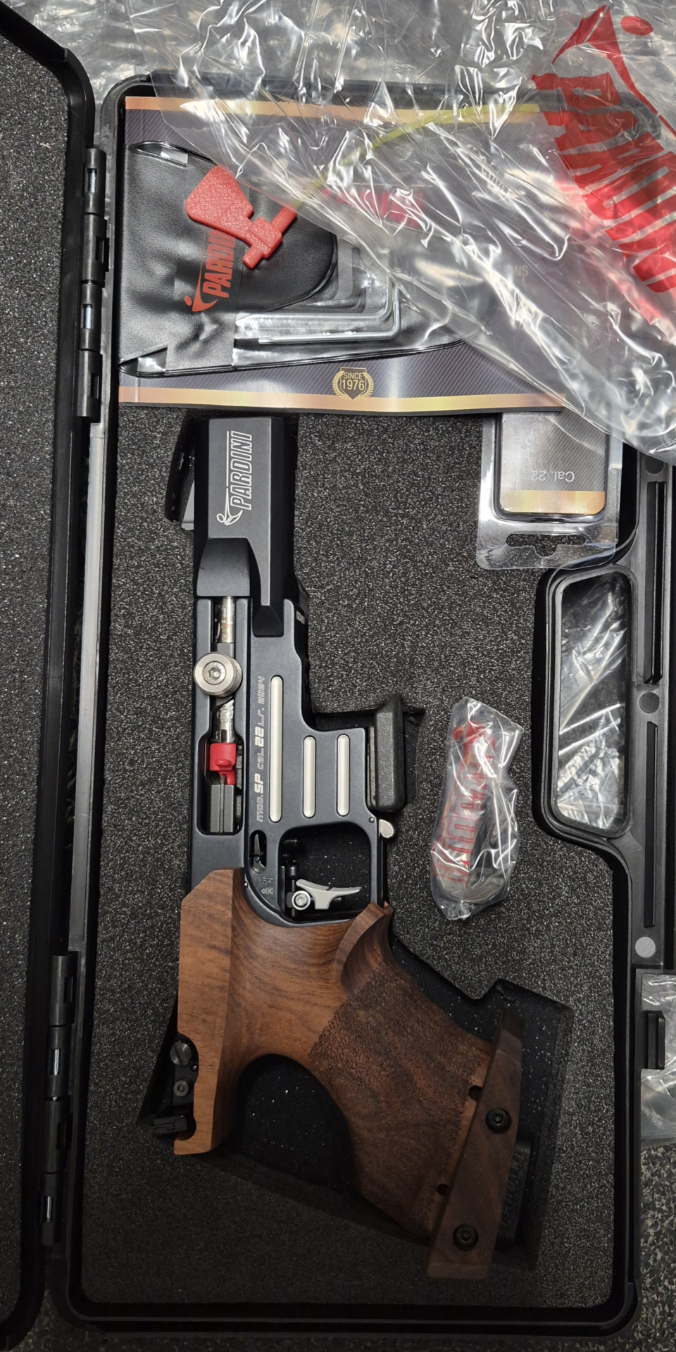 Pardini SP HI TECH schwarz, cal 22lr – Bild 1