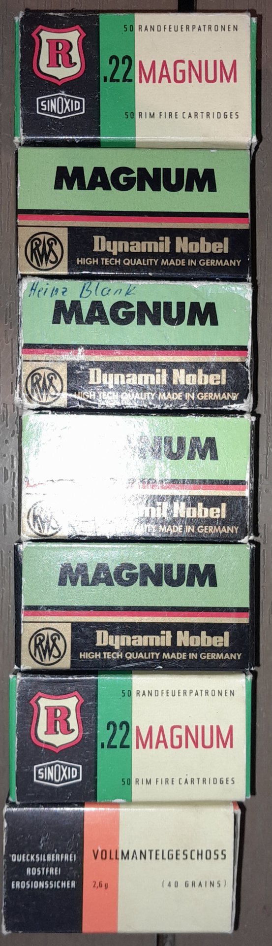Konvolut 22 Magnum 22 WMR – Bild 2