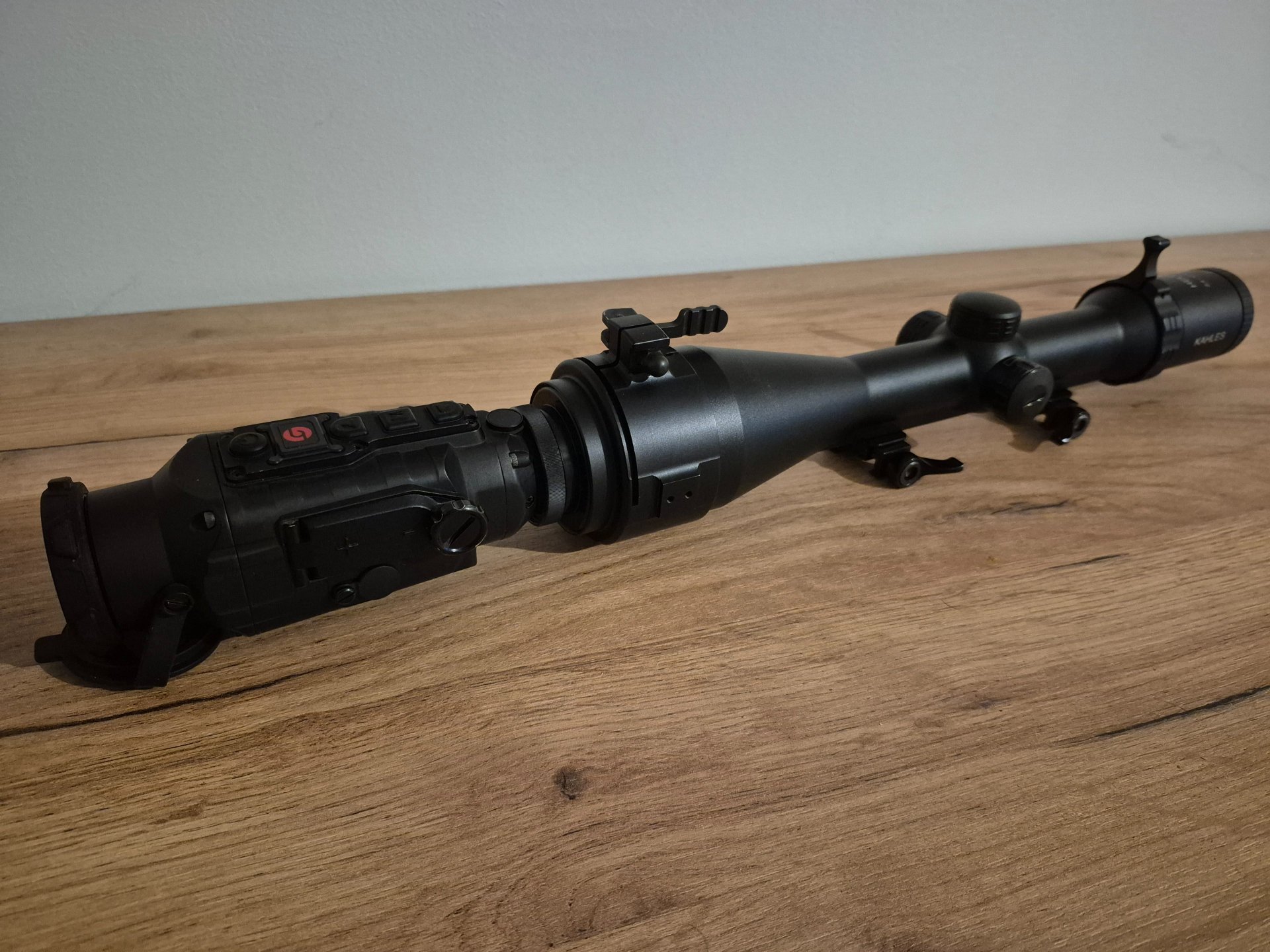 Kahles Helia 2,4-12x56i mit Guide TA435 Vorsatzgerät inkl. Montage für Picatinny – Bild 4