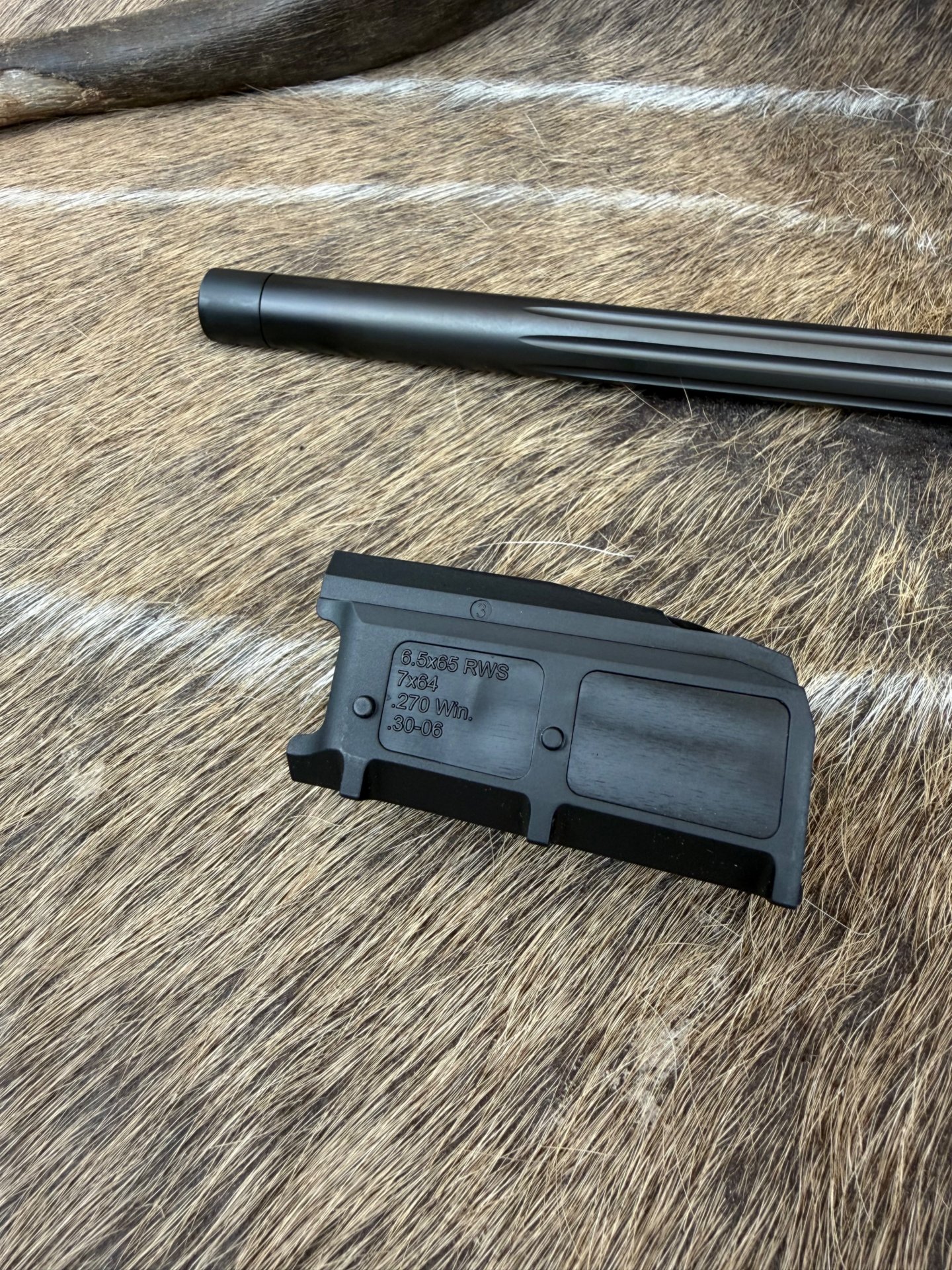 Blaser R8 Austauschlauf Kal. .30-06 spring. LL 52cm M15x1 kanneliert NEU von WAFFEN FLÜHR ANSBACH – Bild 3