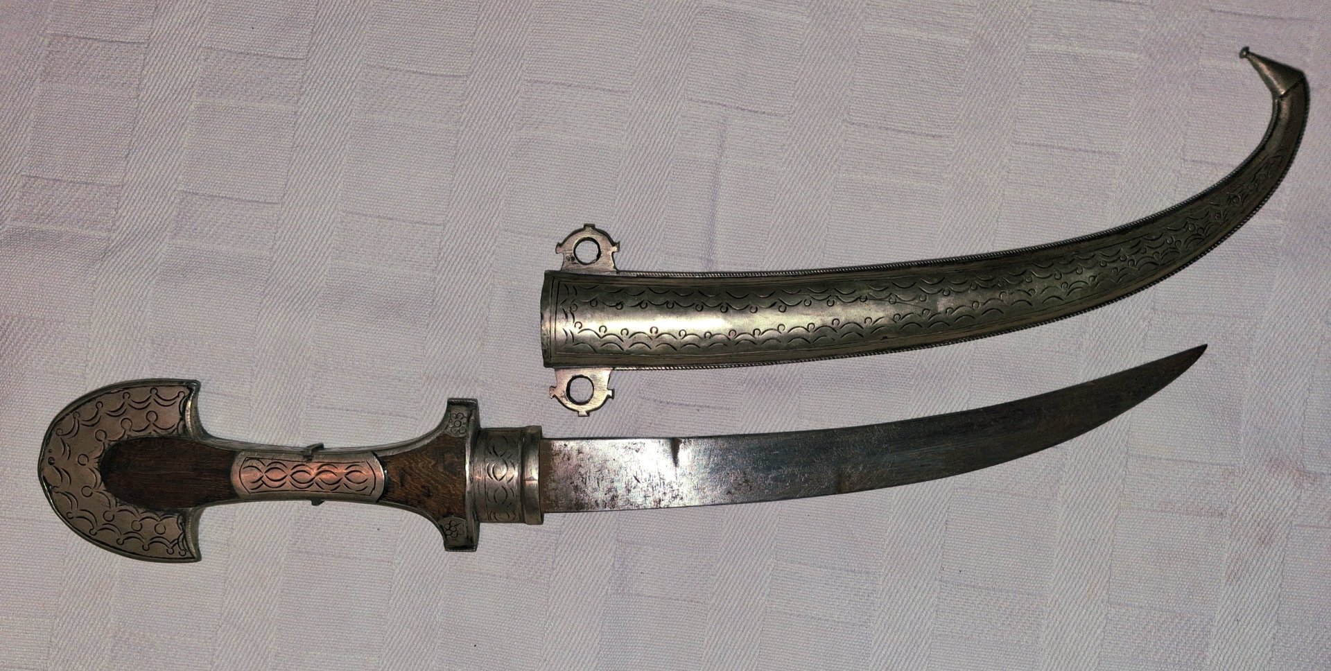 Marokkanischer Koummya-Dolch mit verzierter Scheide – Bild 3