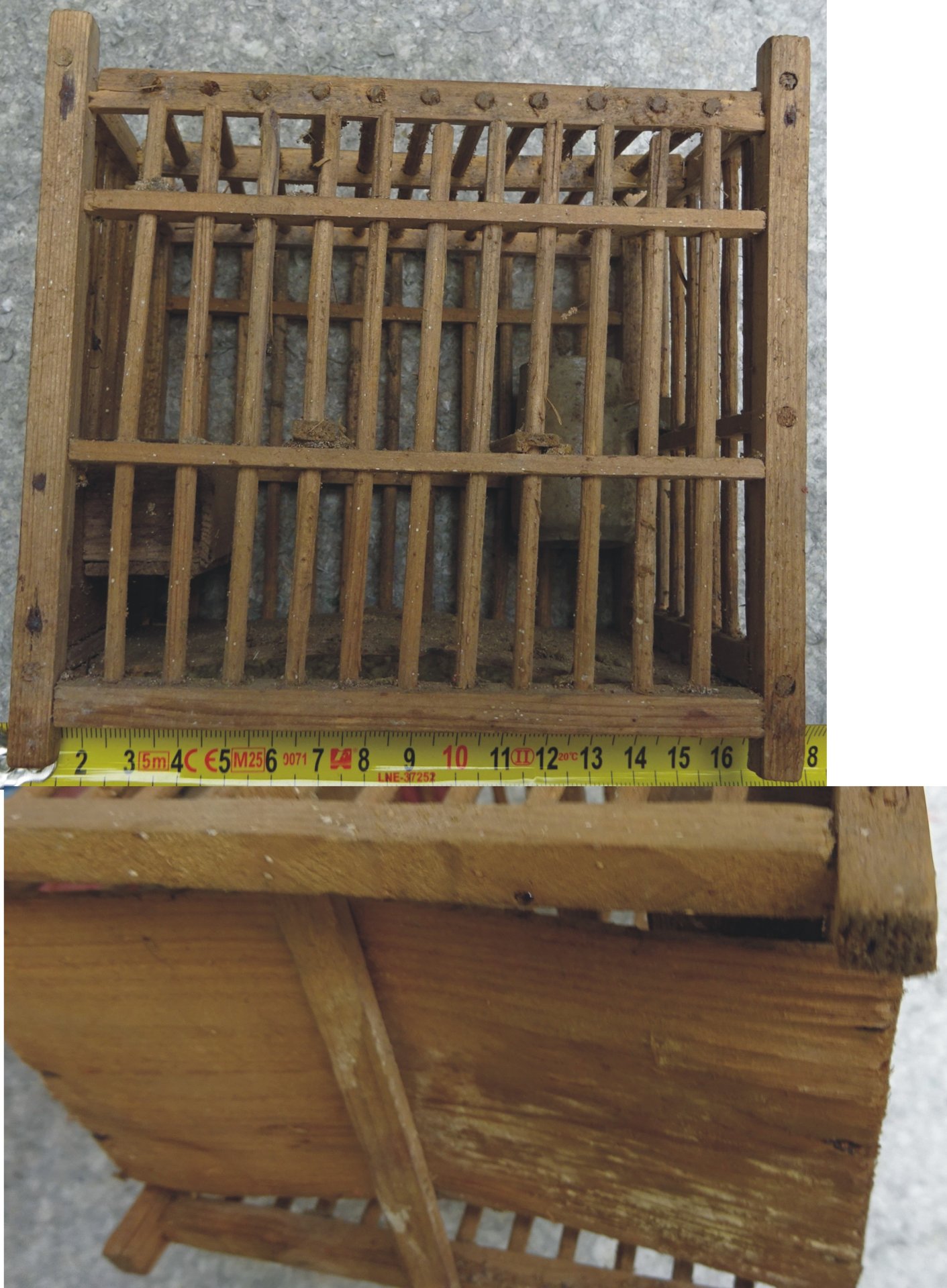 Uralter kleiner Holz-Vogelkäfig – Bild 2