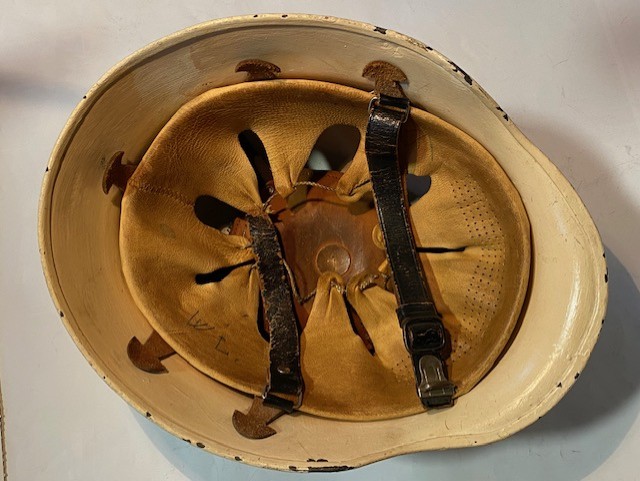 Feuerwehr Stahlhelm & No FW Koppel Bajonett  – Bild 2