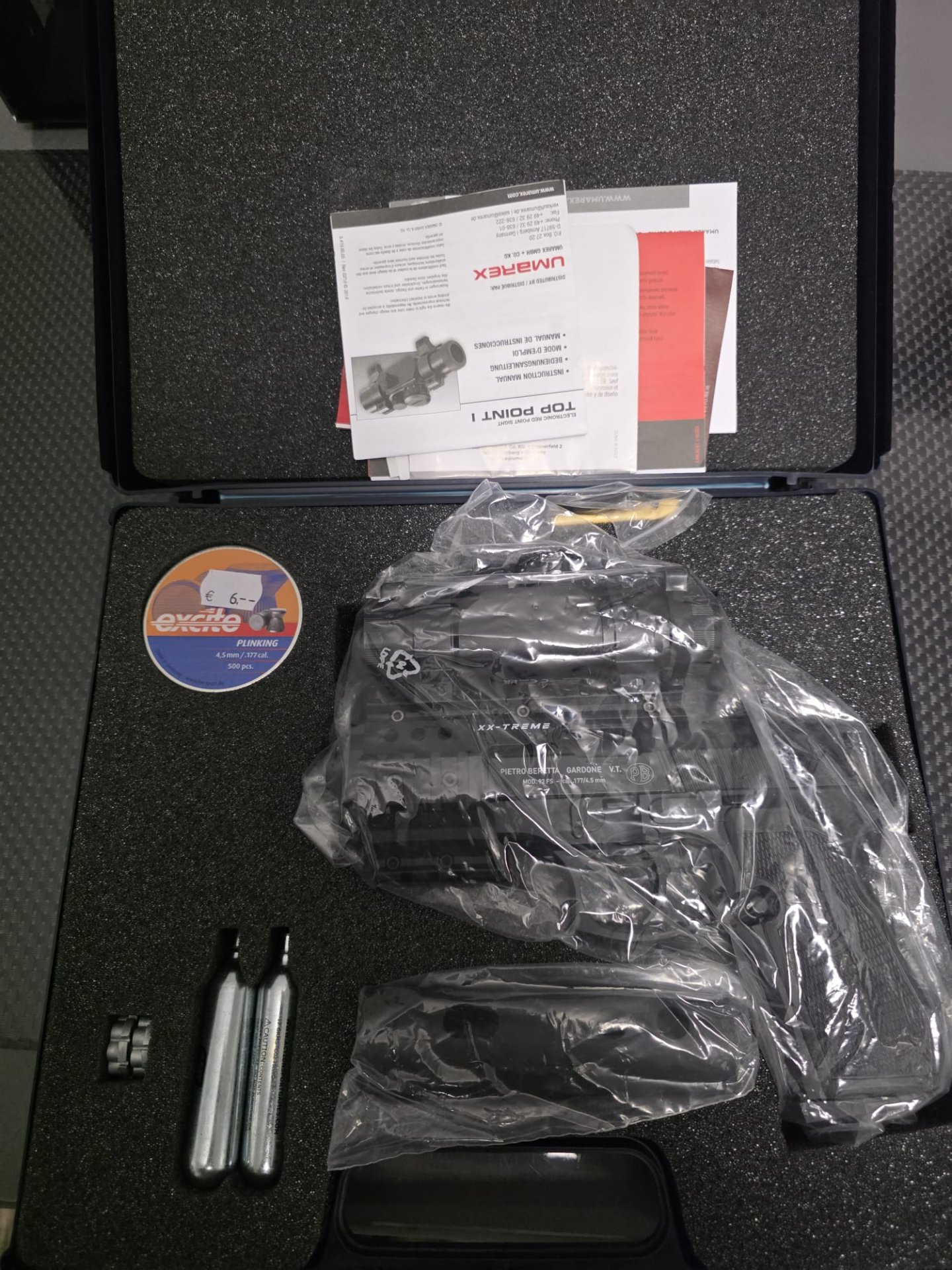 Beretta 92 FS XX-Treme 4,5 mm Diabolo neu mit CO2 Kartuschen und 4,5mm Diabolos – Bild 2