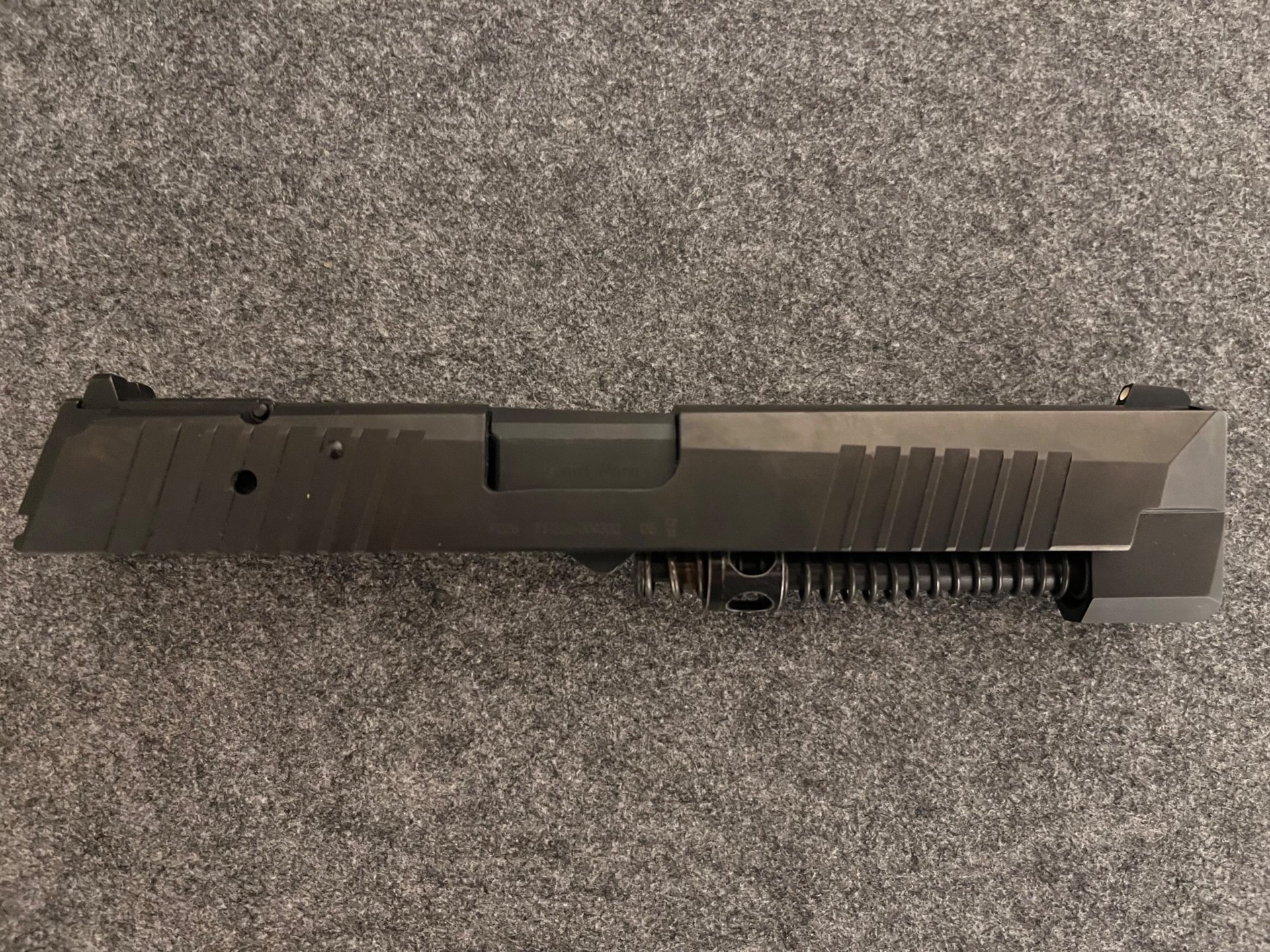 SIG X-Five Wechselsystem 9mm Luger, schwarz mit starrer Visierung – Bild 1