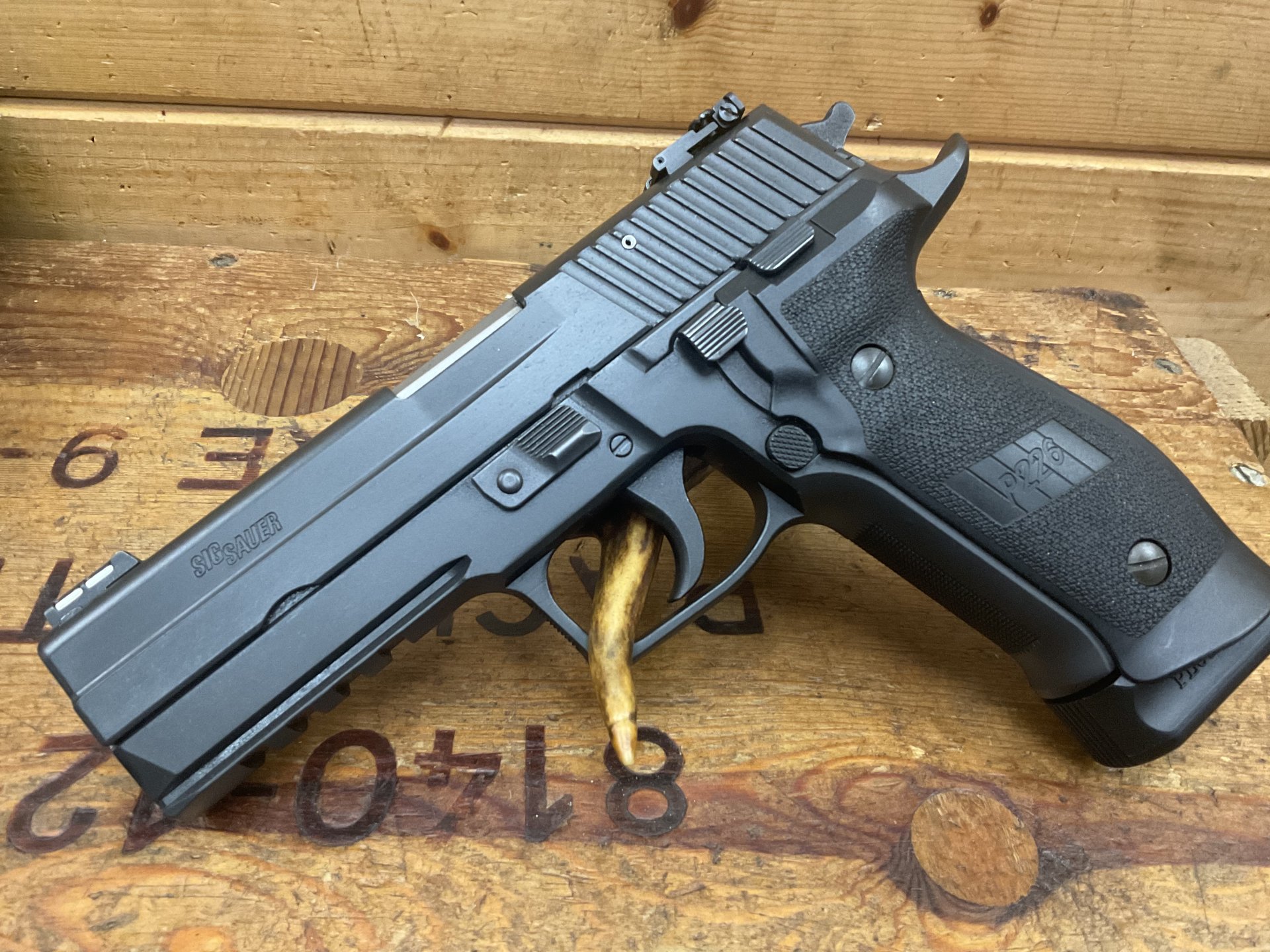 SLP SIG SAUER P226 LDC , Kal.9mmPara, mit Papieren und Koffer! – Bild 3