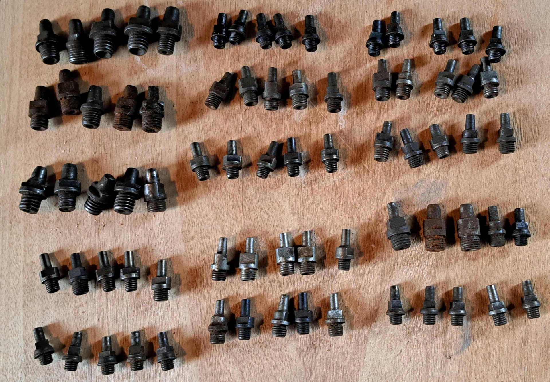Centaure Pistons 75 Stück – Bild 1
