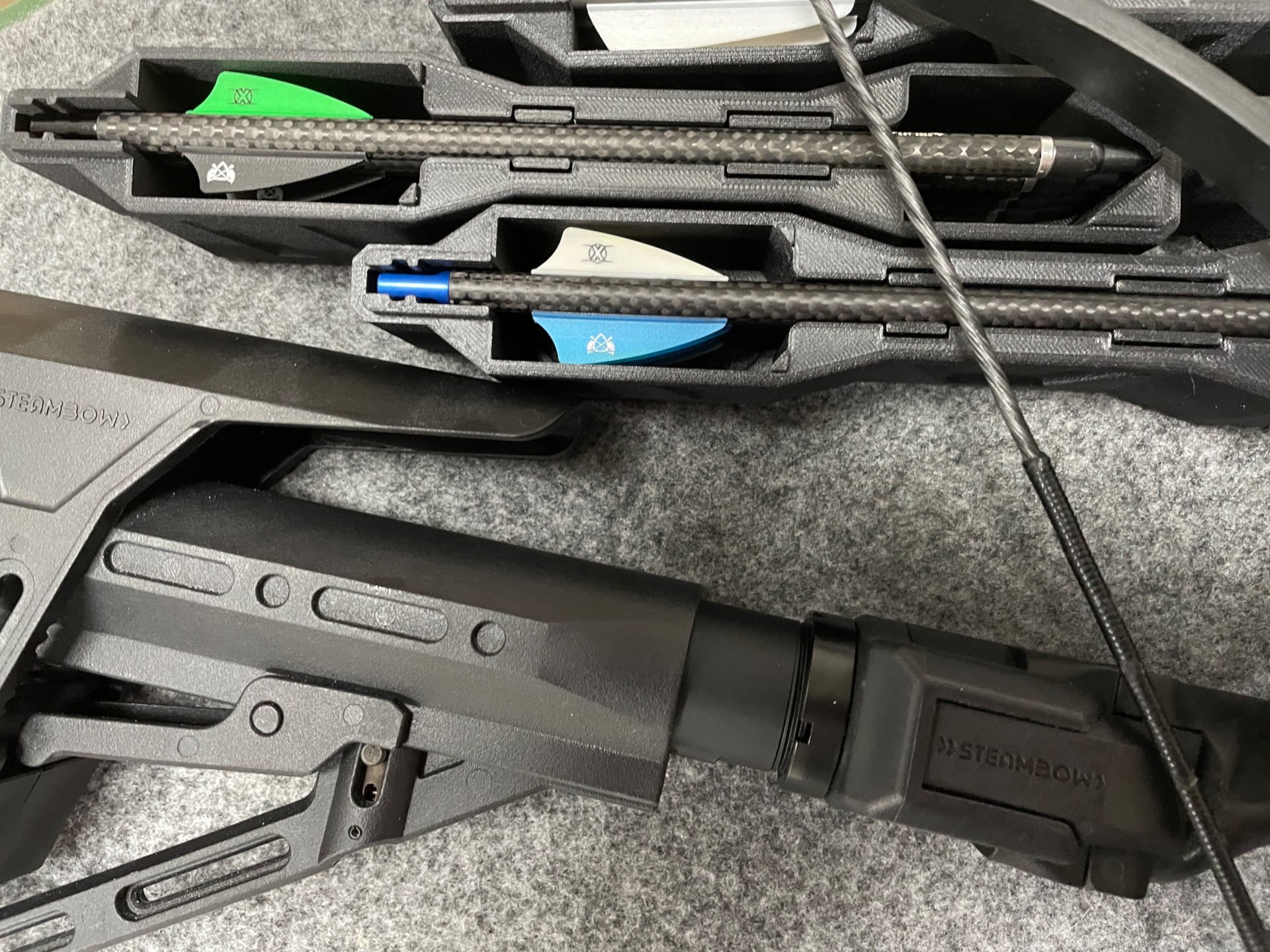 Steambow PD5, Red Dot, 5x Speedloader mit 25 Bolzen, 2x Wurfarm 75 u. 90er – Bild 9