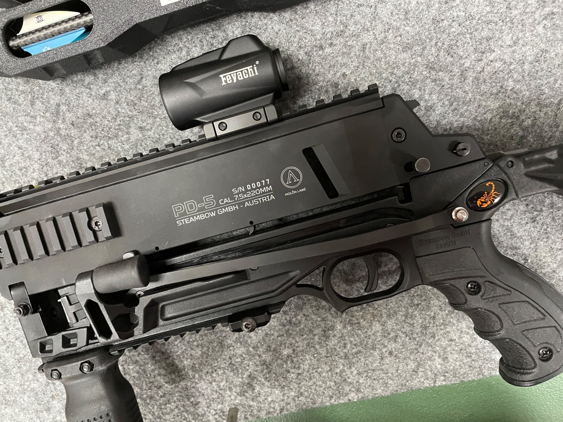Steambow PD5, Red Dot, 5x Speedloader mit 25 Bolzen, 2x Wurfarm 75 u. 90er – Bild 7