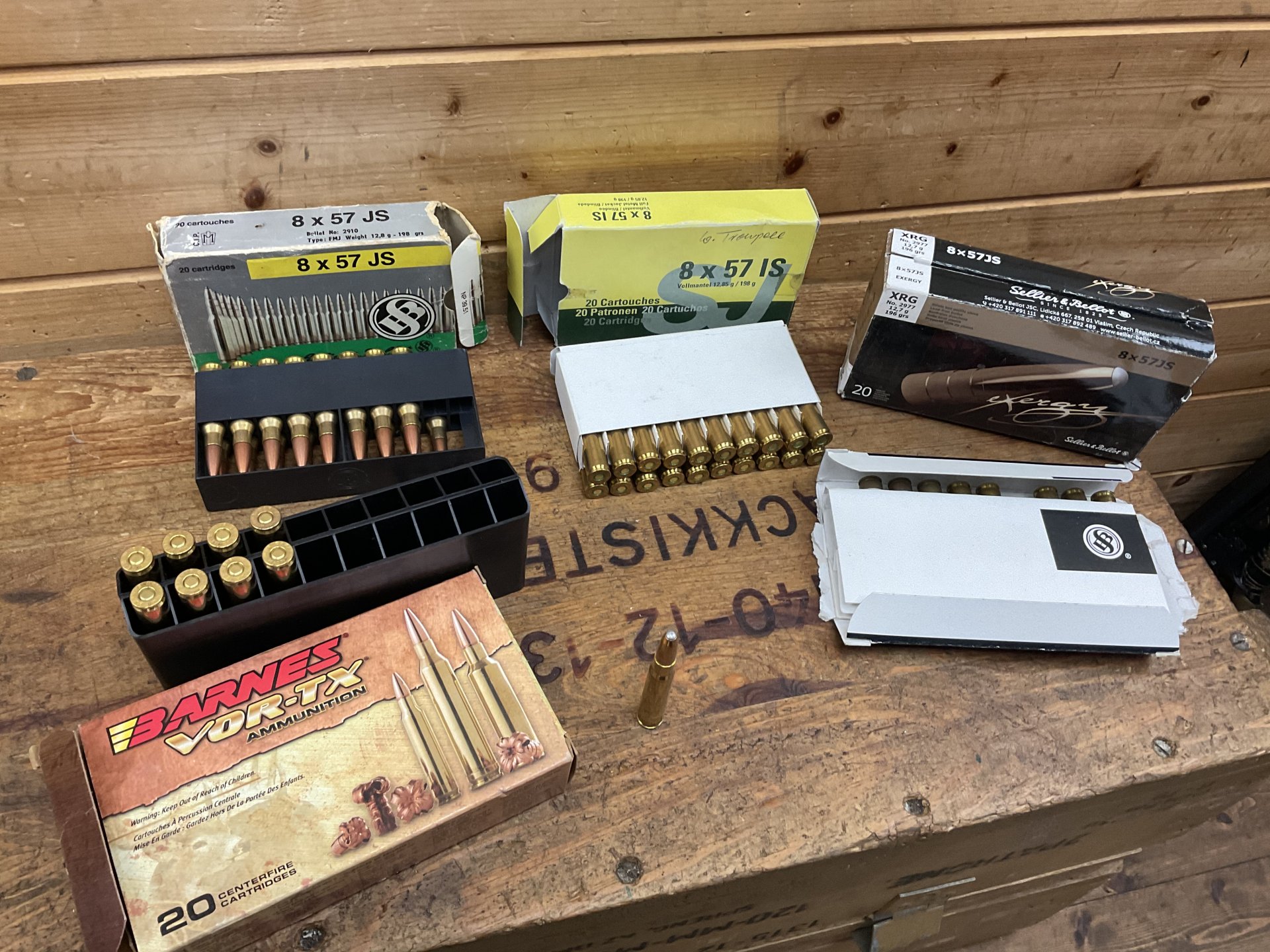 Konvolut Munition Kal. 8x57IS, S&B XRG bleifrei, Barnes Vor-TX, S&B Vollmantel, 70 Schuss! – Bild 1