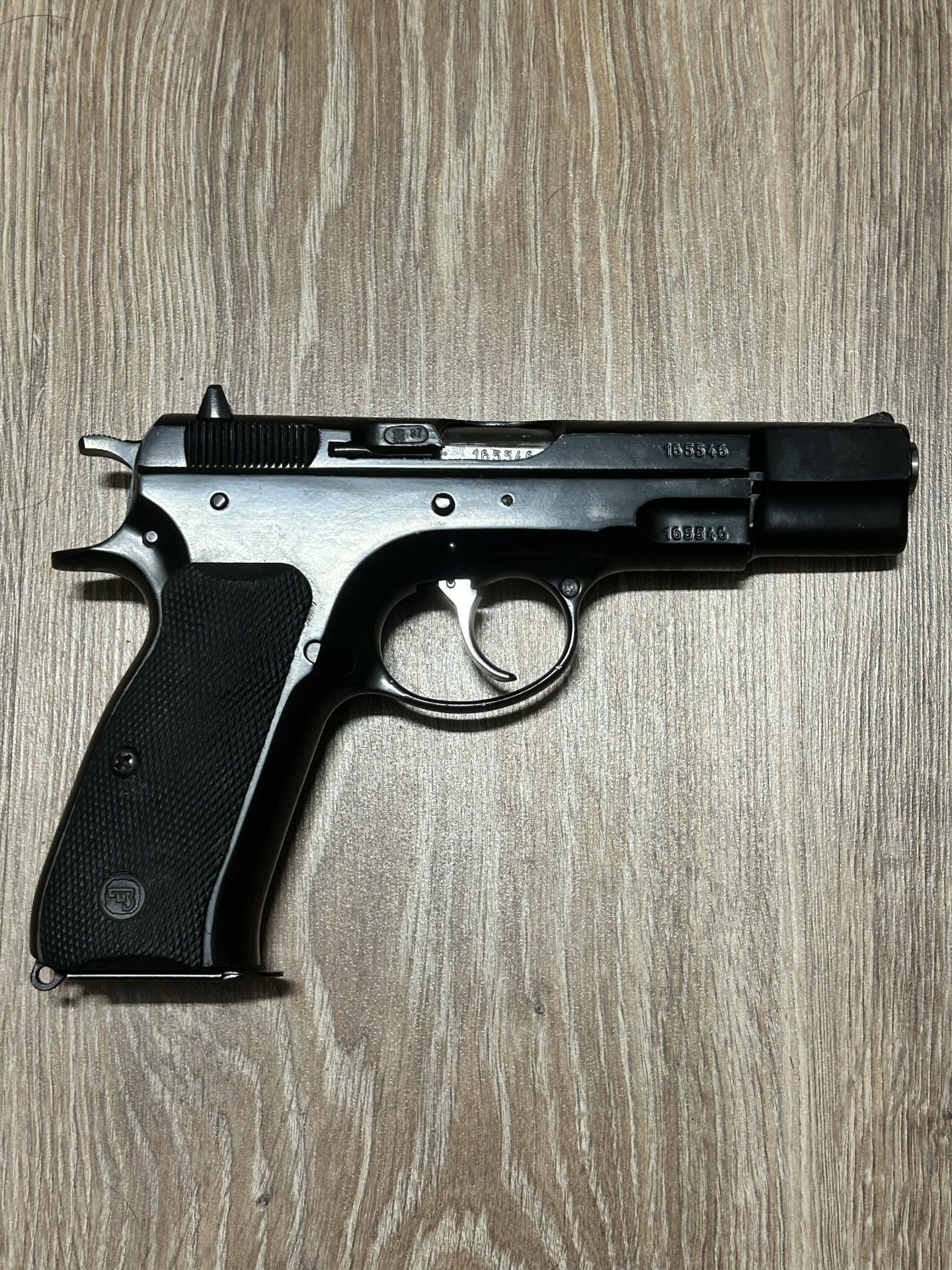 Halbautomatische Pistole CZ , Mod 75, Kal. 9mm Luger – Bild 1
