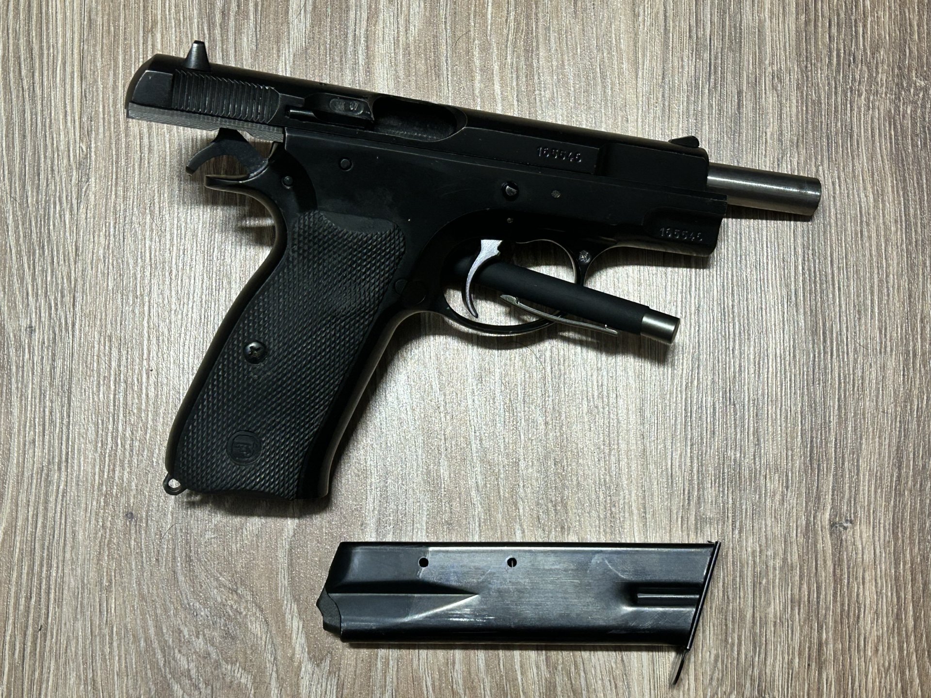 Halbautomatische Pistole CZ , Mod 75, Kal. 9mm Luger – Bild 3