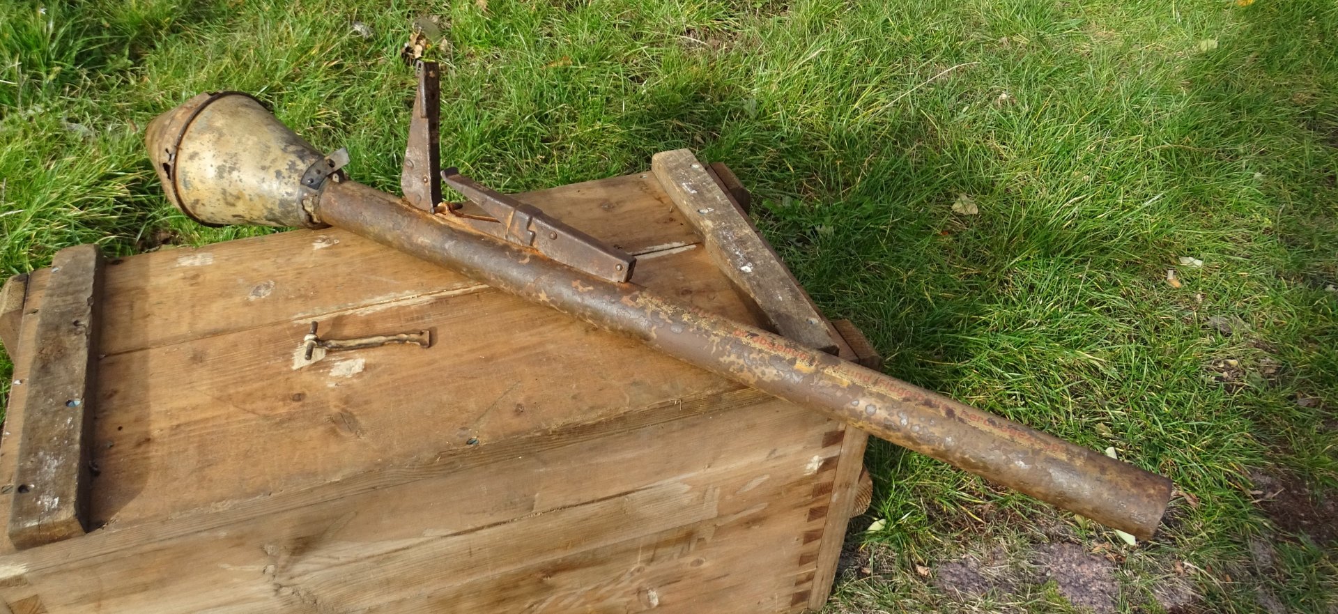 selten PANZERFAUST Mod.60 - FAUSTPATRONE - orig. DEUTSCHE WEHRMACHT * ACHTUNG FEUERSTRAHLT * Deko – Bild 2