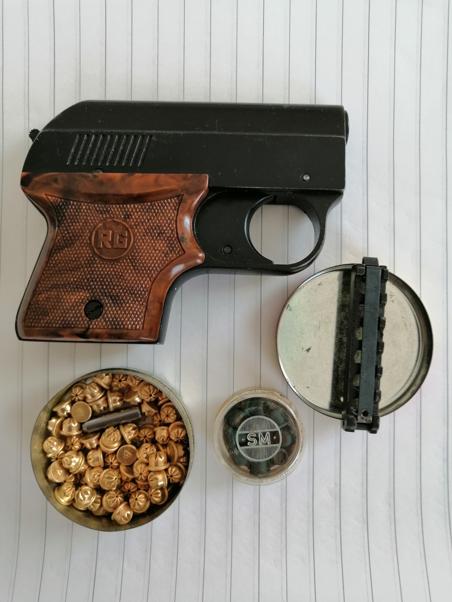 Röhm RG3 im Kal. 6mm Platz mit Munition !! – Bild 2