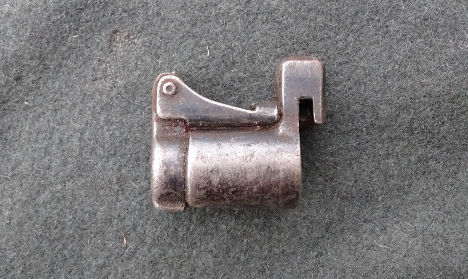 WEHRMACHT - WaA * Mündungsschoner mit Klappdeckel für deutschen Mauser-Karabiner K98k – Bild 1