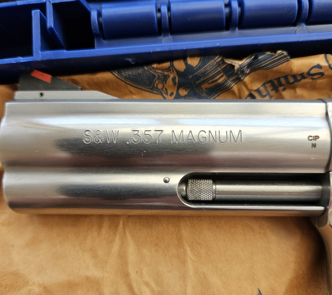 Smith & Wesson M 686 LL4,0" im Kal. 357Mag – Bild 3