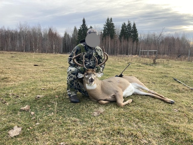 Für Bogen- & Gewehrjäger: Jagd auf Elche auf Farmland in Alberta – Bild 6