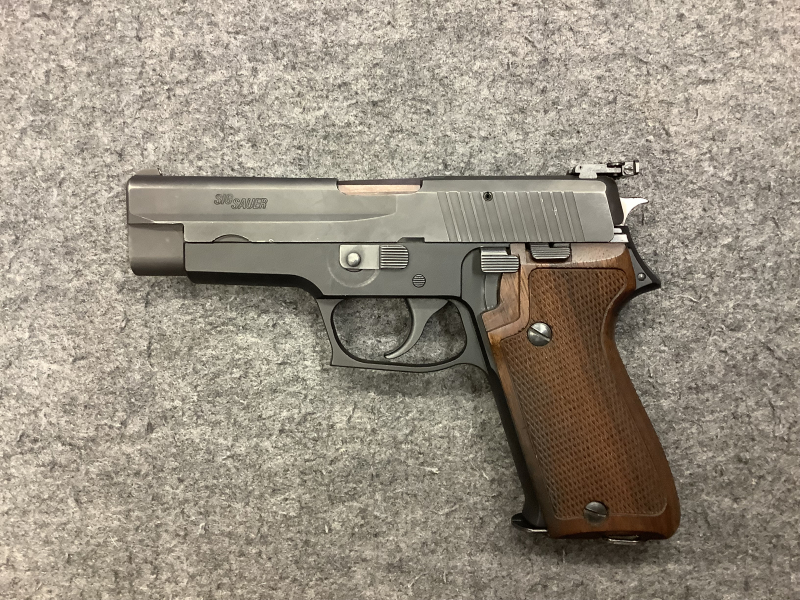 Halbautomatische Pistole Sig Sauer P220 Kal. 9mm Para Gebraucht – Bild 2