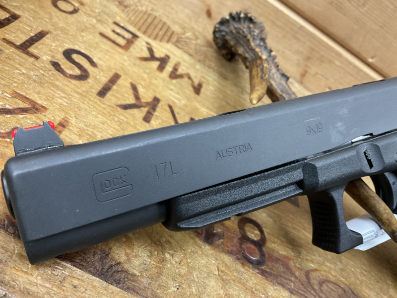 SLP GLOCK 17L Kal.9x19, Neuwertig! 2 Magazine! original Koffer! Leuchtkorn! – Bild 3