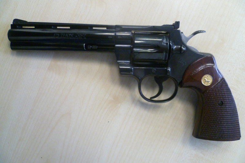 Revolver Colt Python .357 Magnum – obrázek 2